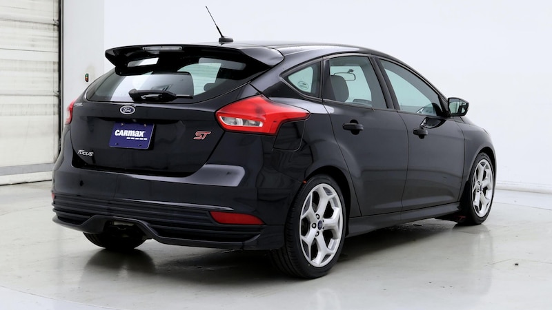 2018 Ford Focus ST 8