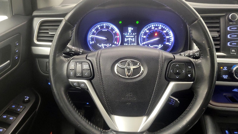 2014 Toyota Highlander Limited 10