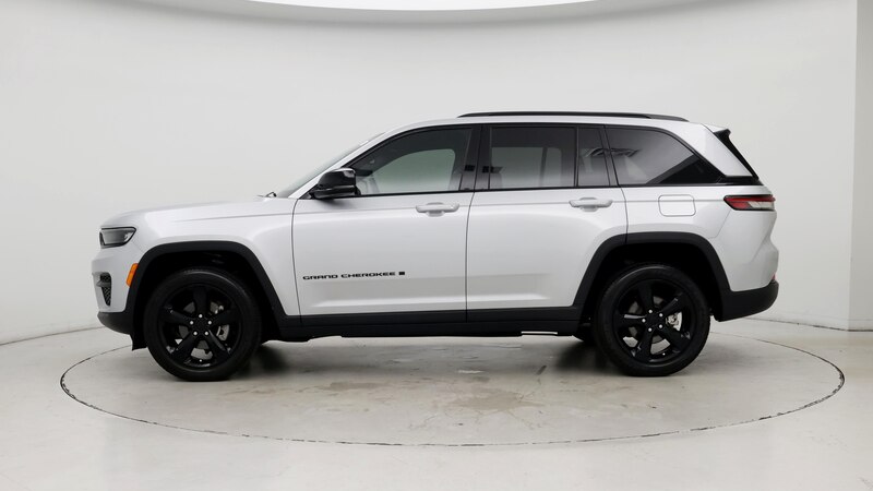 2024 Jeep Grand Cherokee Altitude 3