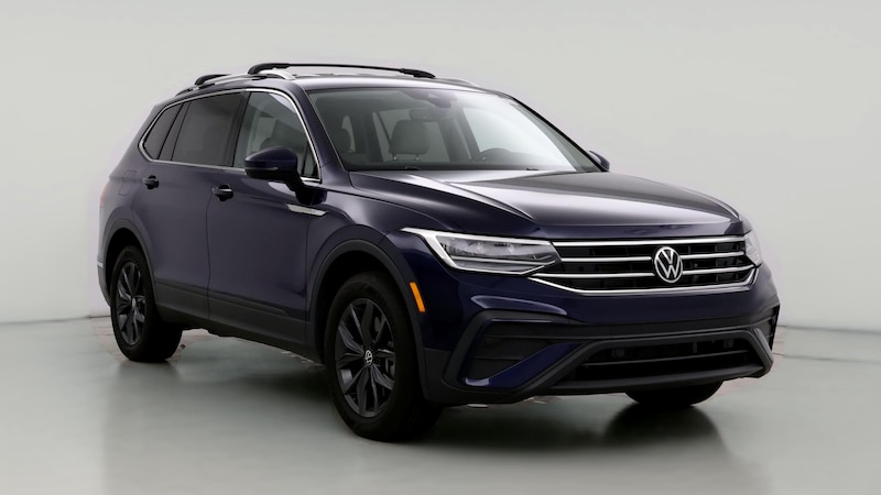 2022 Volkswagen Tiguan SE Hero Image