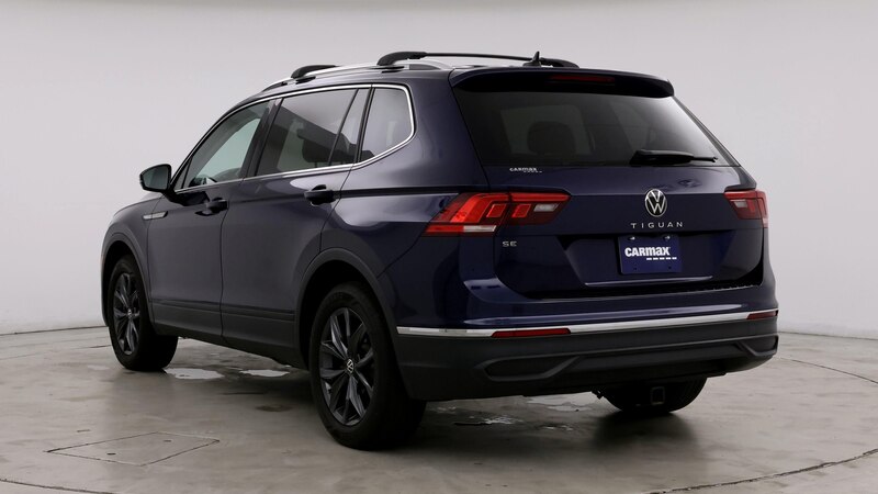 2022 Volkswagen Tiguan SE 2