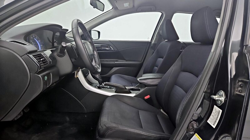 2015 Honda Accord Sport 11