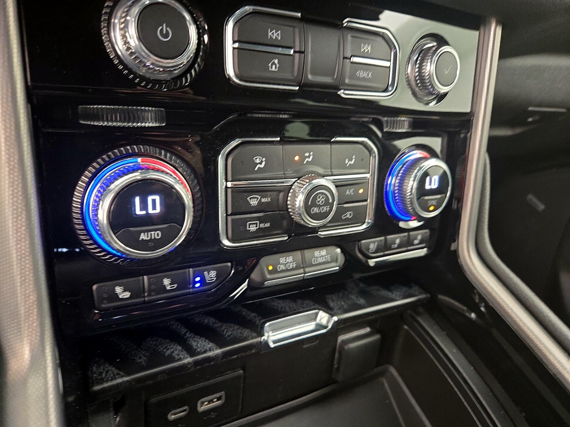 Thumbnail: 2023 GMC Yukon - 16