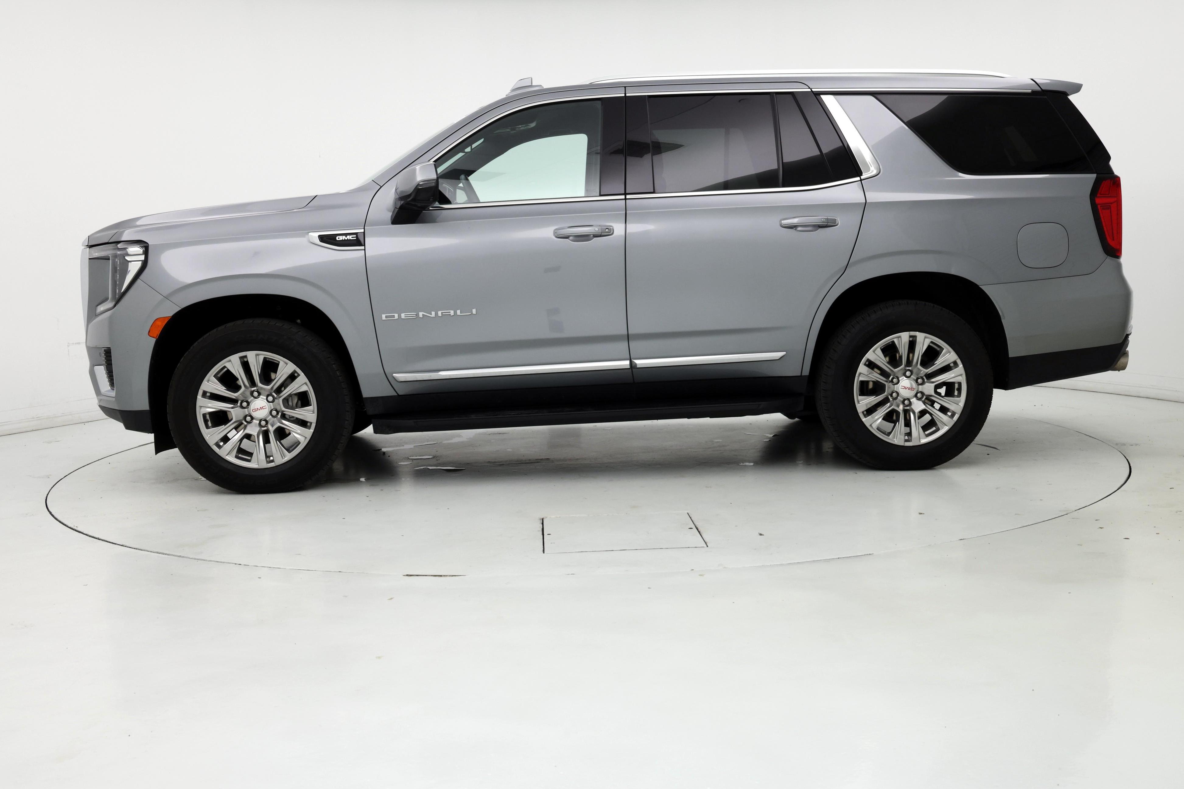 Thumbnail: 2023 GMC Yukon - 3