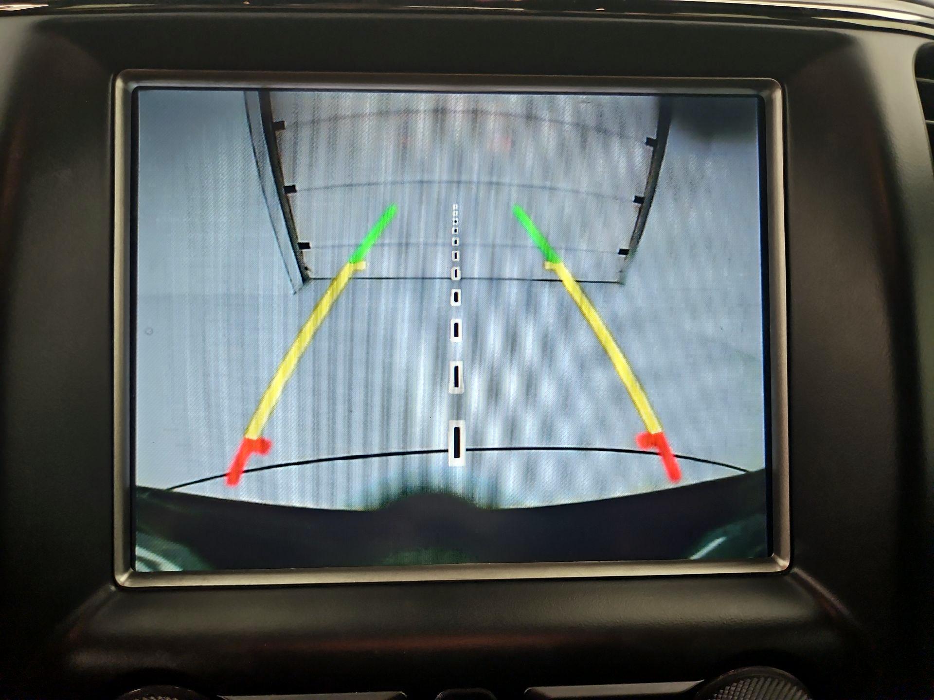 Thumbnail: 2017 Jeep Grand Cherokee - 14