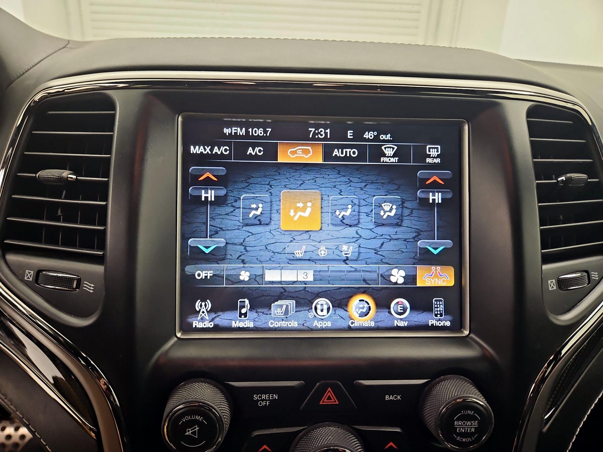 Thumbnail: 2017 Jeep Grand Cherokee - 15