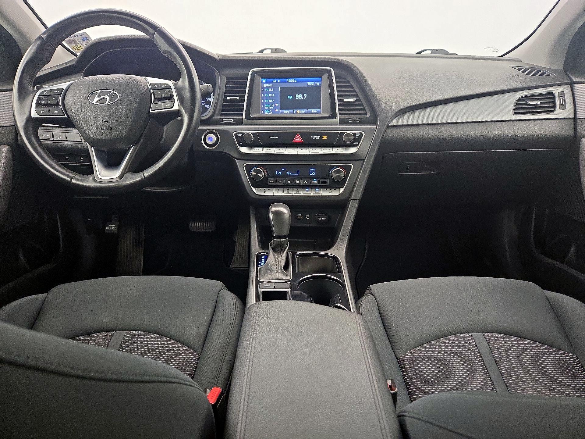 Thumbnail: 2019 Hyundai Sonata - 9
