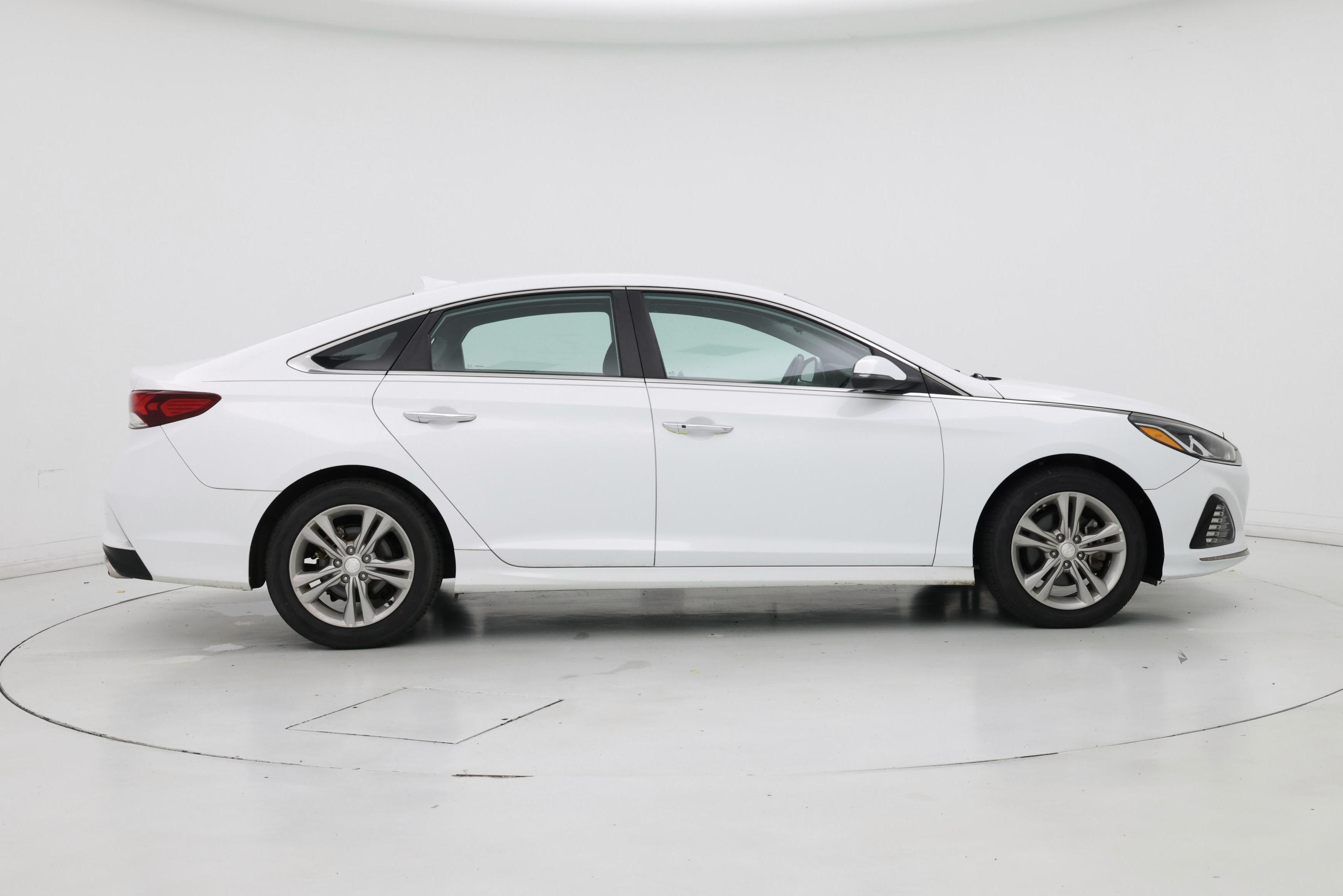 Thumbnail: 2019 Hyundai Sonata - 7