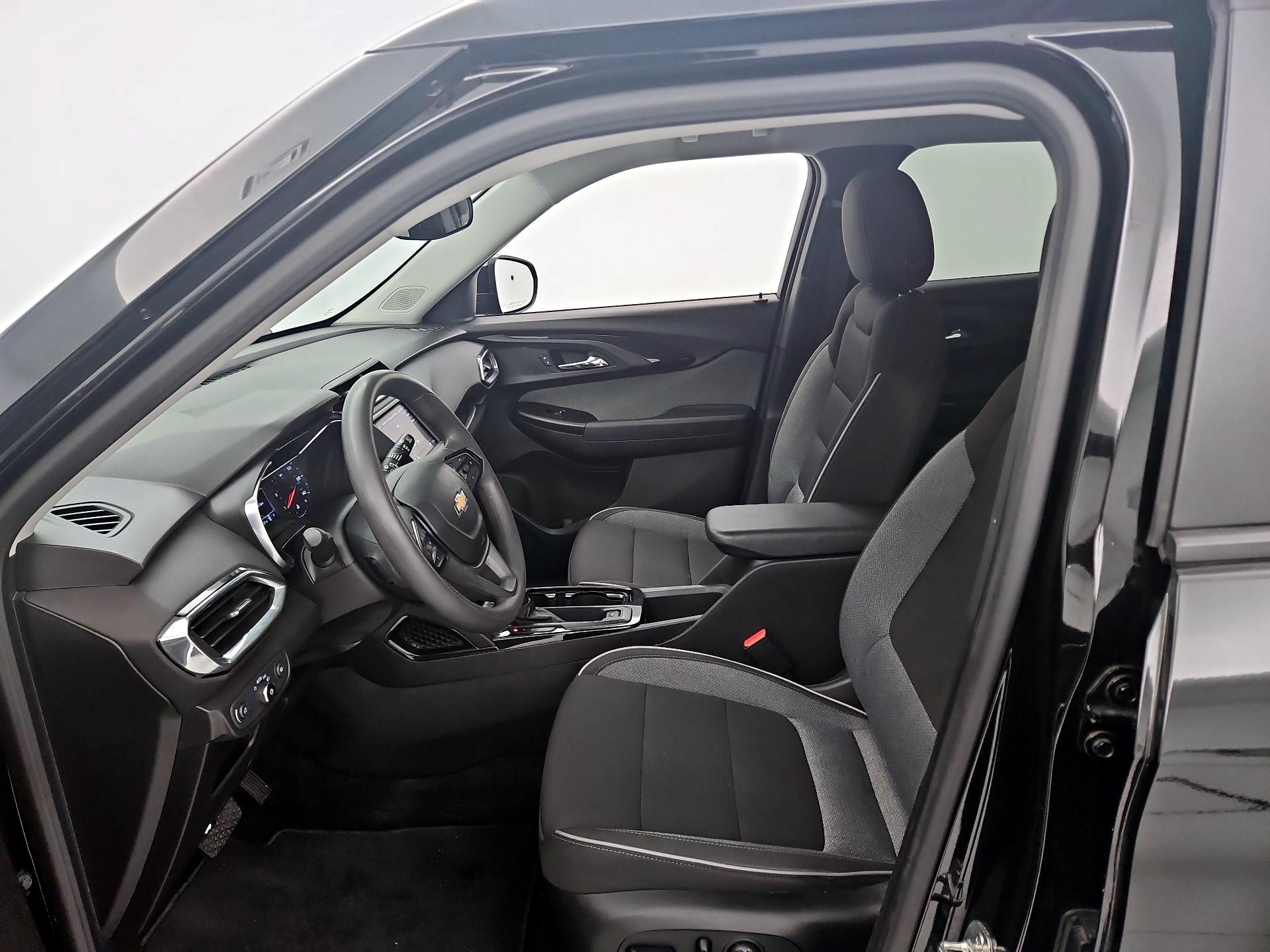 Thumbnail: 2022 Chevrolet TrailBlazer - 11