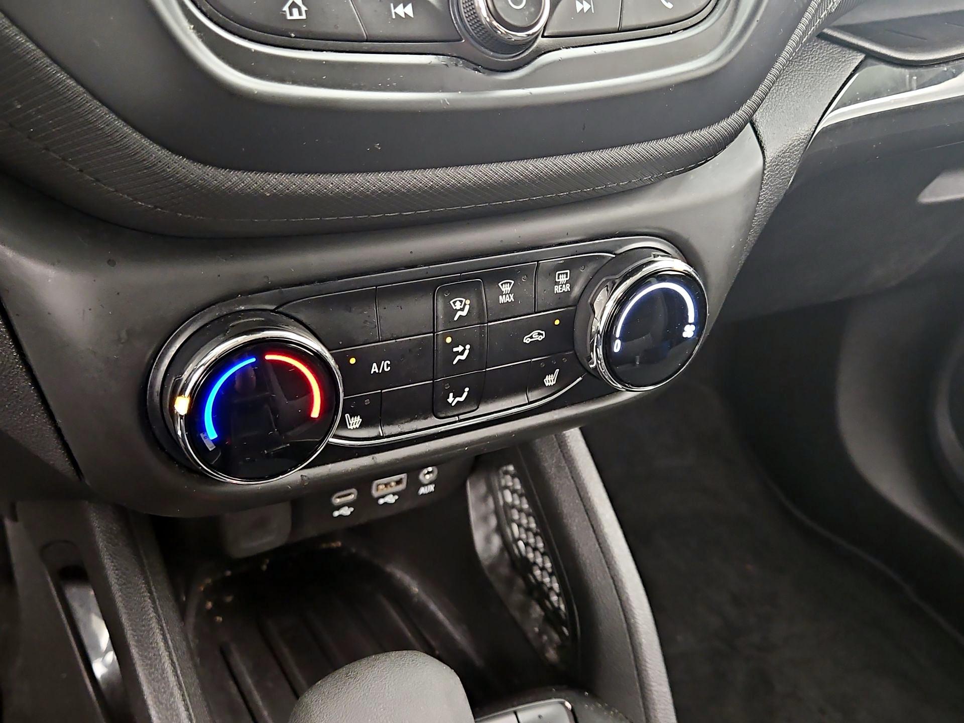 Thumbnail: 2022 Chevrolet TrailBlazer - 16