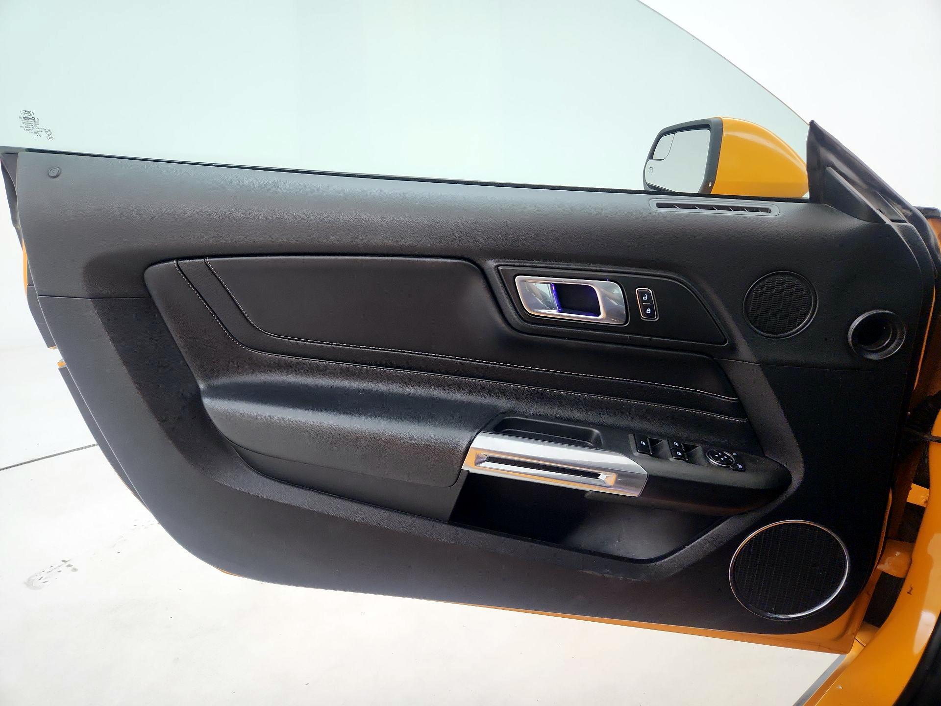 Thumbnail: 2018 Ford Mustang - 12