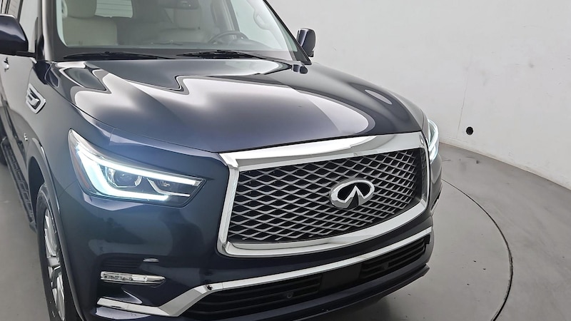 2018 INFINITI QX80  Hero Image