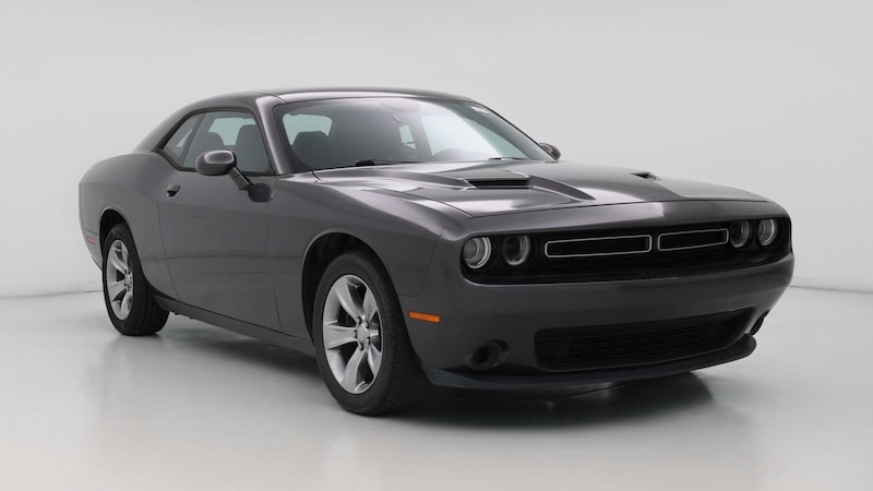 2015 Dodge Challenger SXT Hero Image