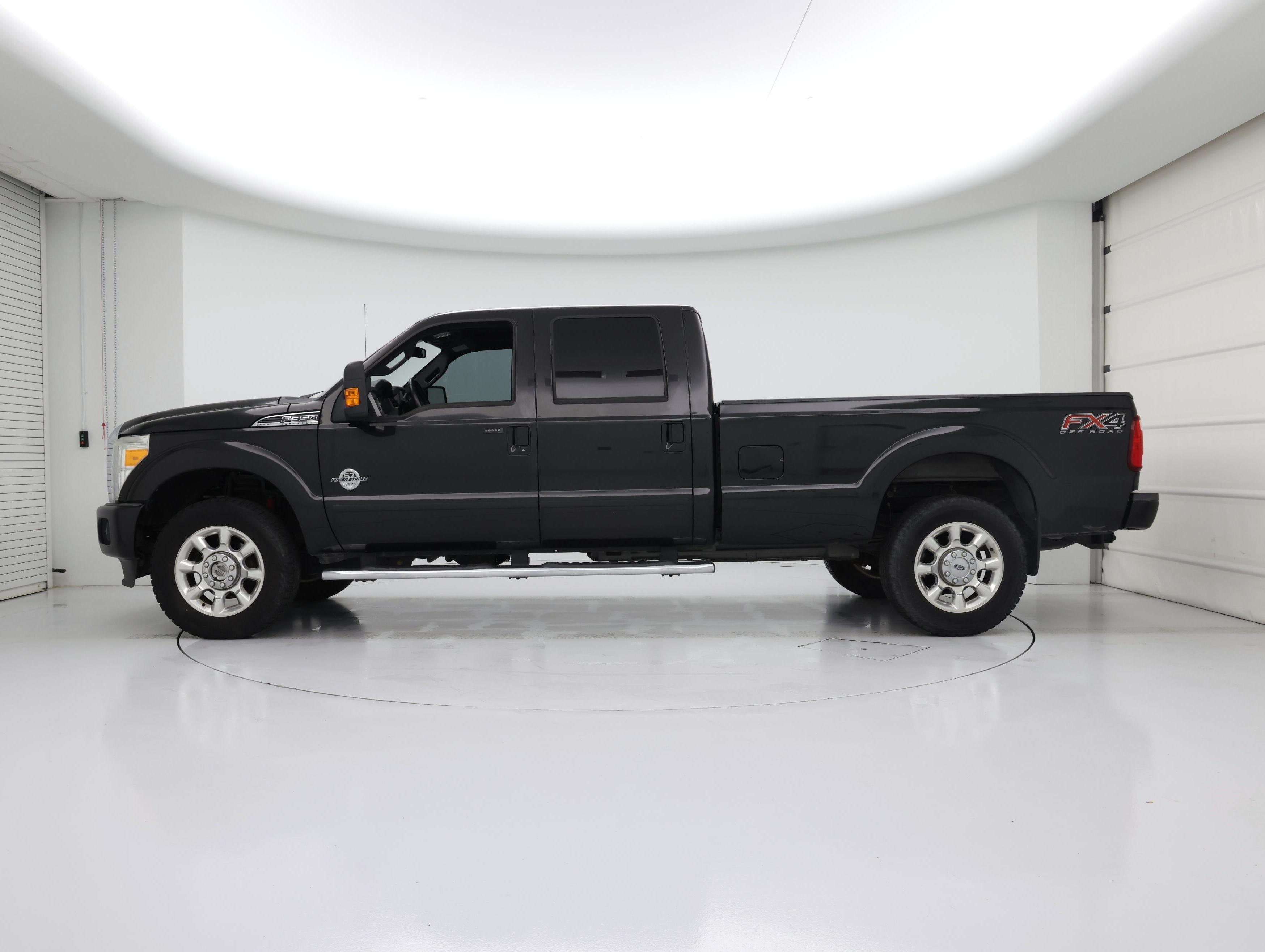 Thumbnail: 2015 Ford F-350 - 3