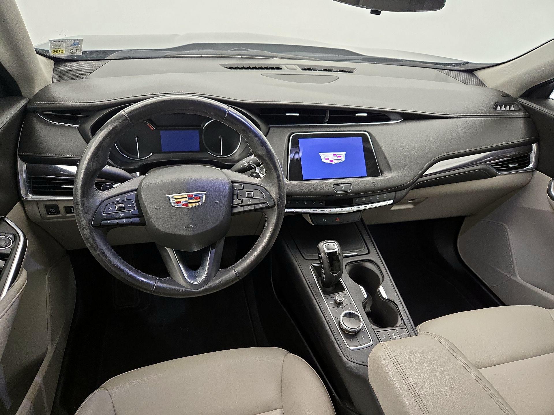Thumbnail: 2019 Cadillac XT4 - 9