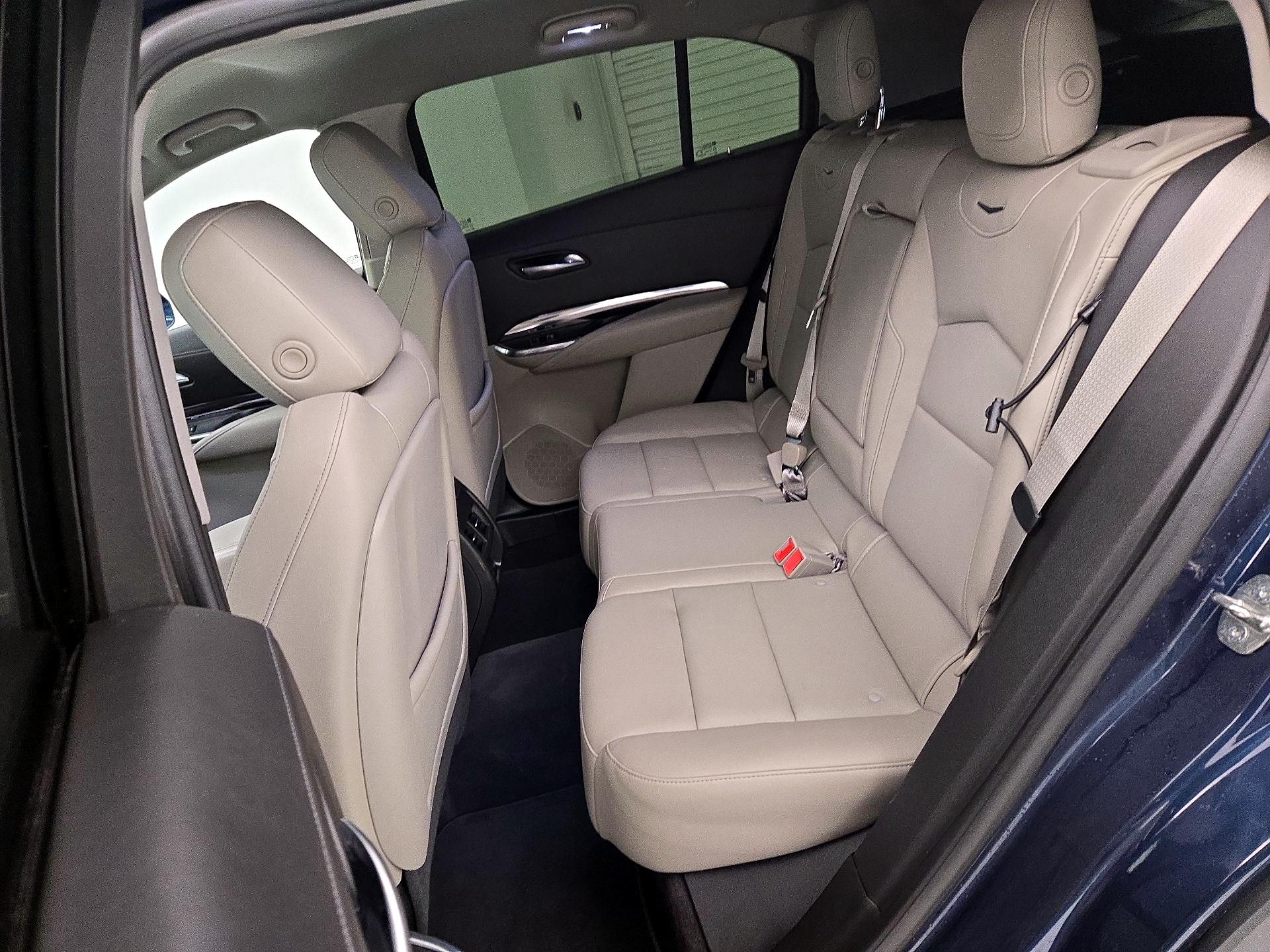 Thumbnail: 2019 Cadillac XT4 - 19