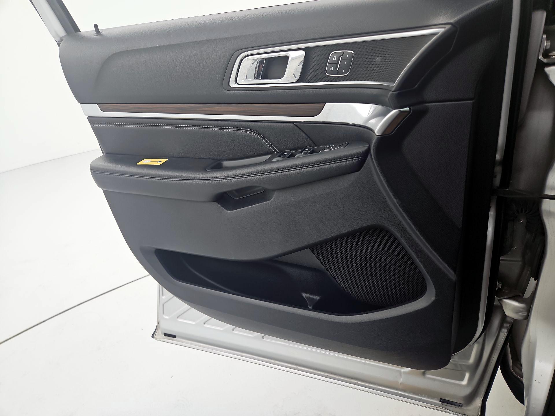 Thumbnail: 2019 Ford Explorer - 12