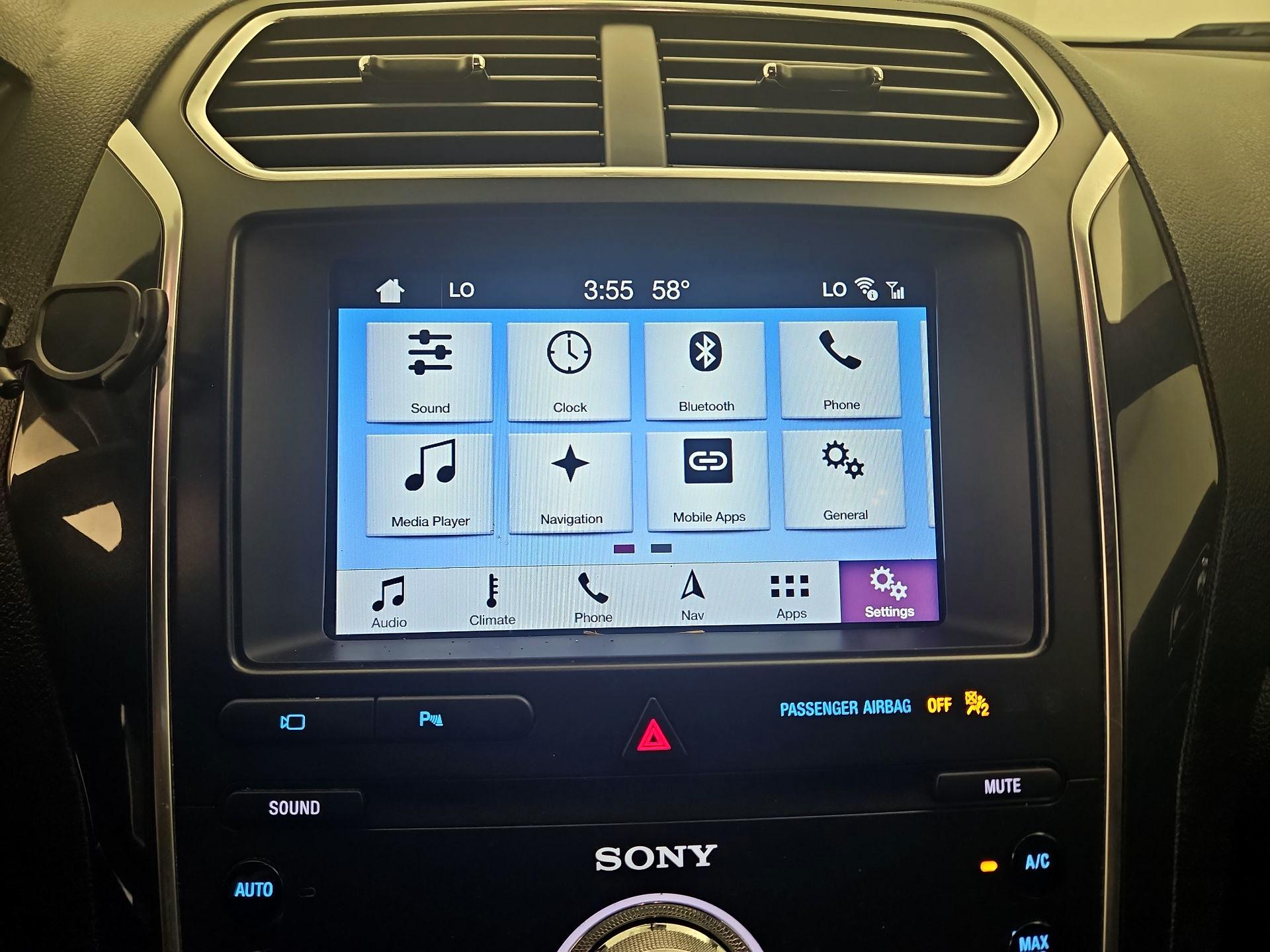 Thumbnail: 2019 Ford Explorer - 15