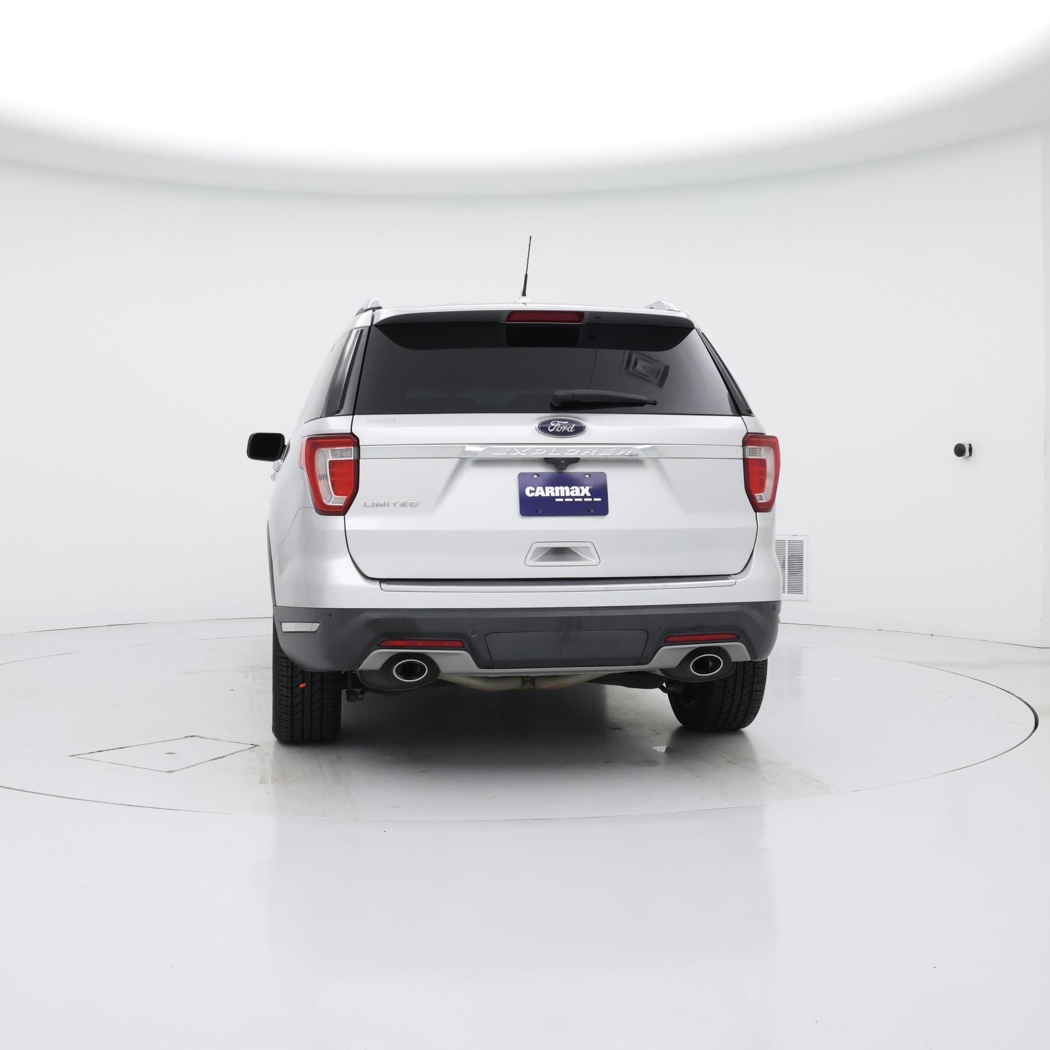 Thumbnail: 2019 Ford Explorer - 6