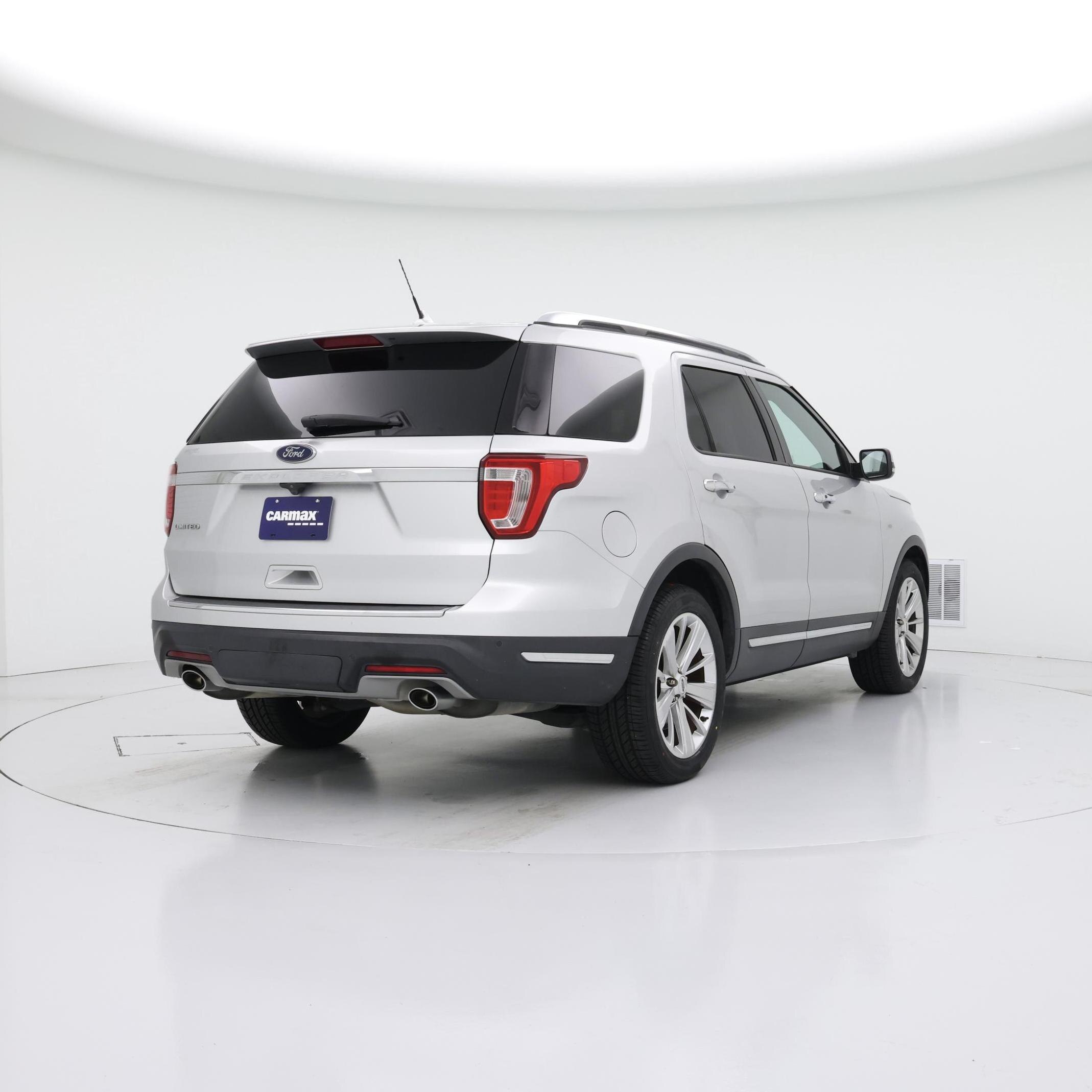 Thumbnail: 2019 Ford Explorer - 8