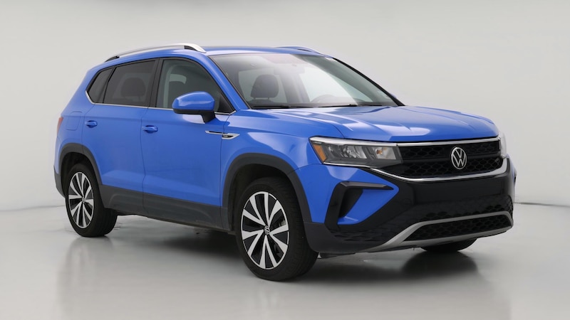 2022 Volkswagen Taos SE Hero Image