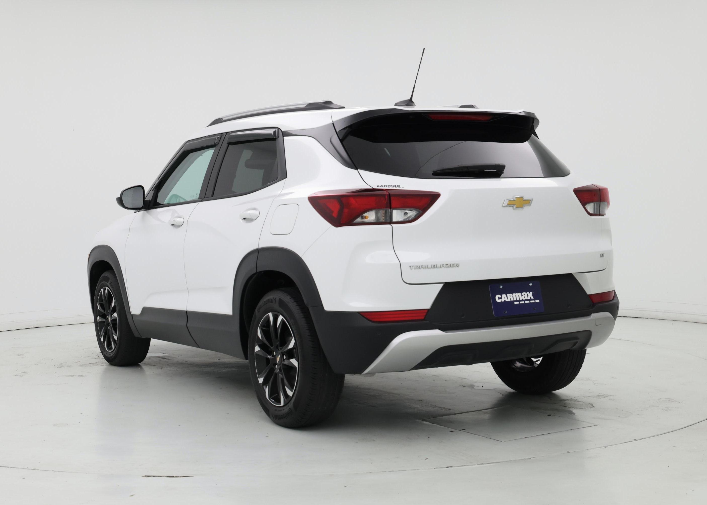 Thumbnail: 2023 Chevrolet TrailBlazer - 2