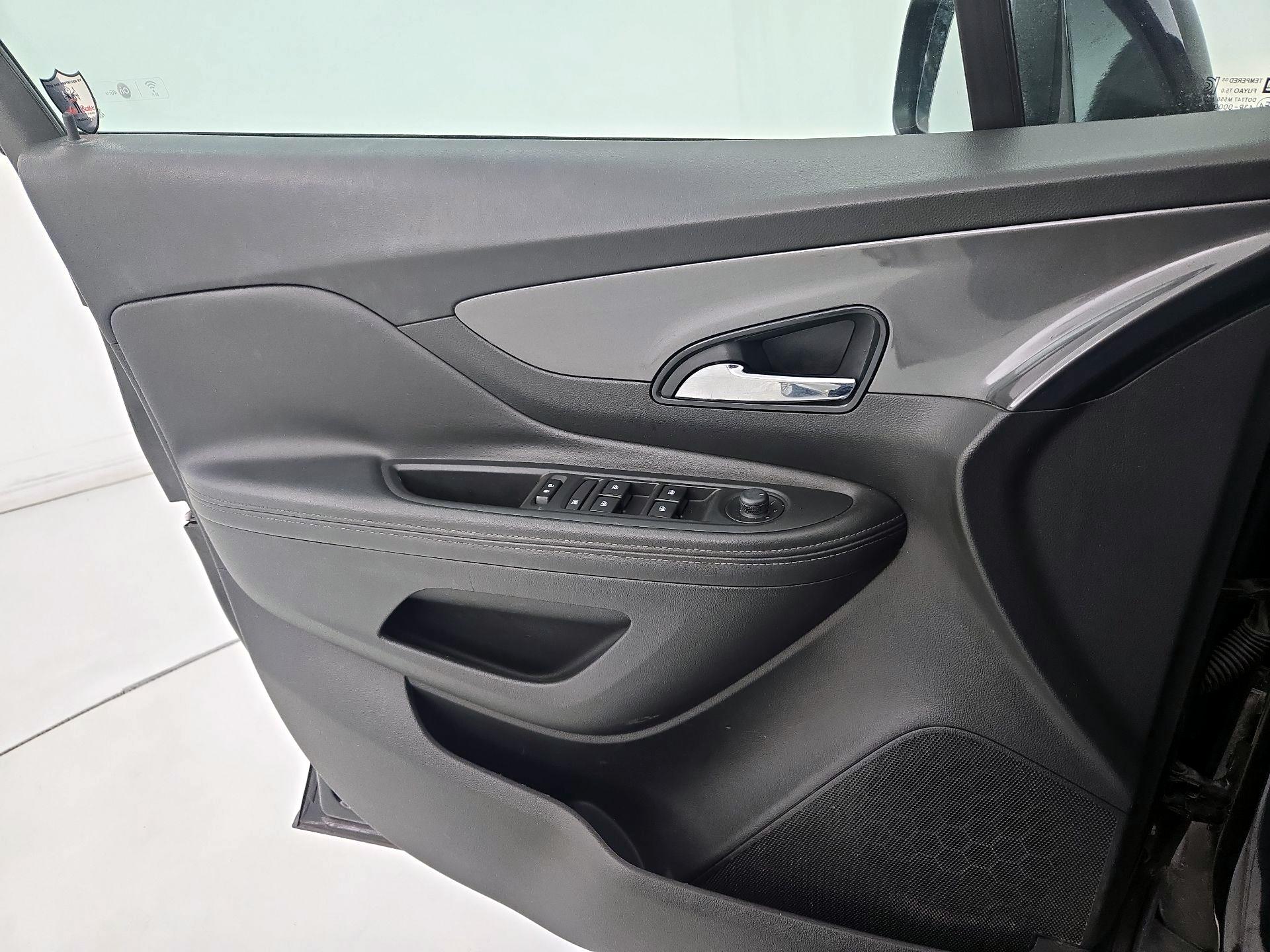 Thumbnail: 2018 Buick Encore - 12