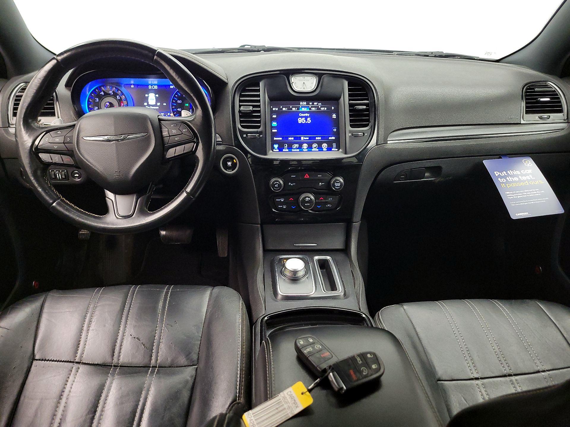 Thumbnail: 2015 Chrysler 300 - 9