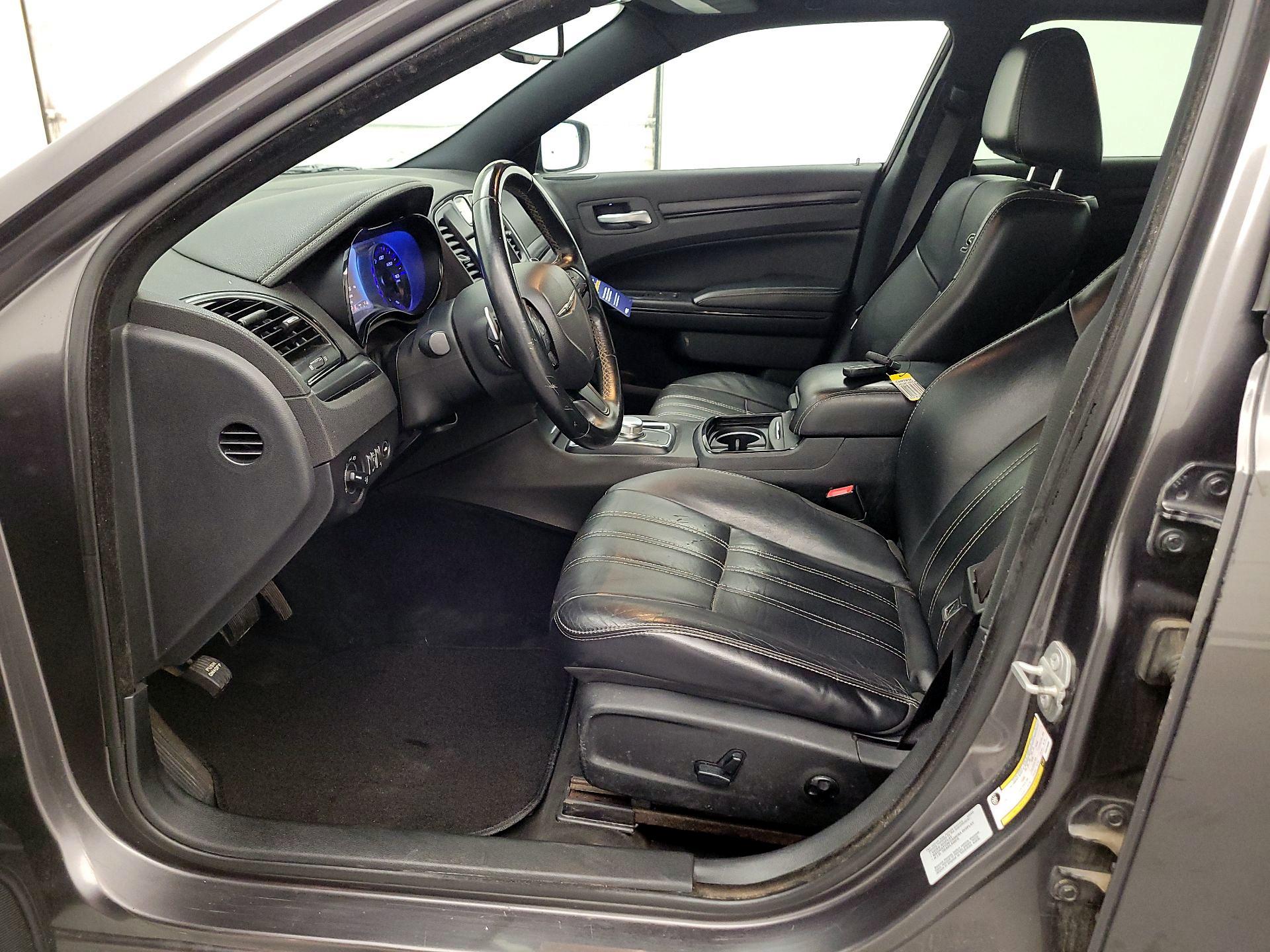 Thumbnail: 2015 Chrysler 300 - 11