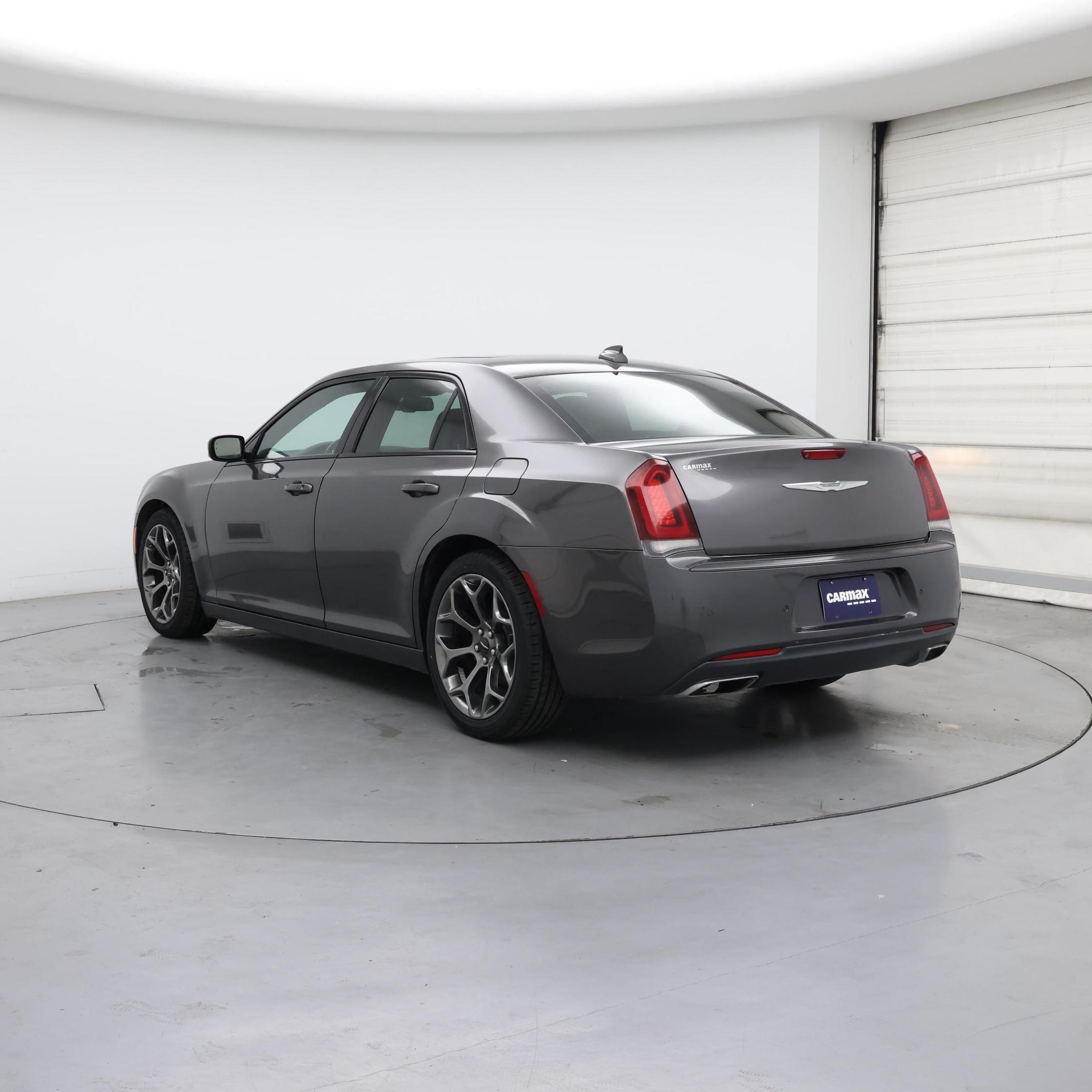 Thumbnail: 2015 Chrysler 300 - 2