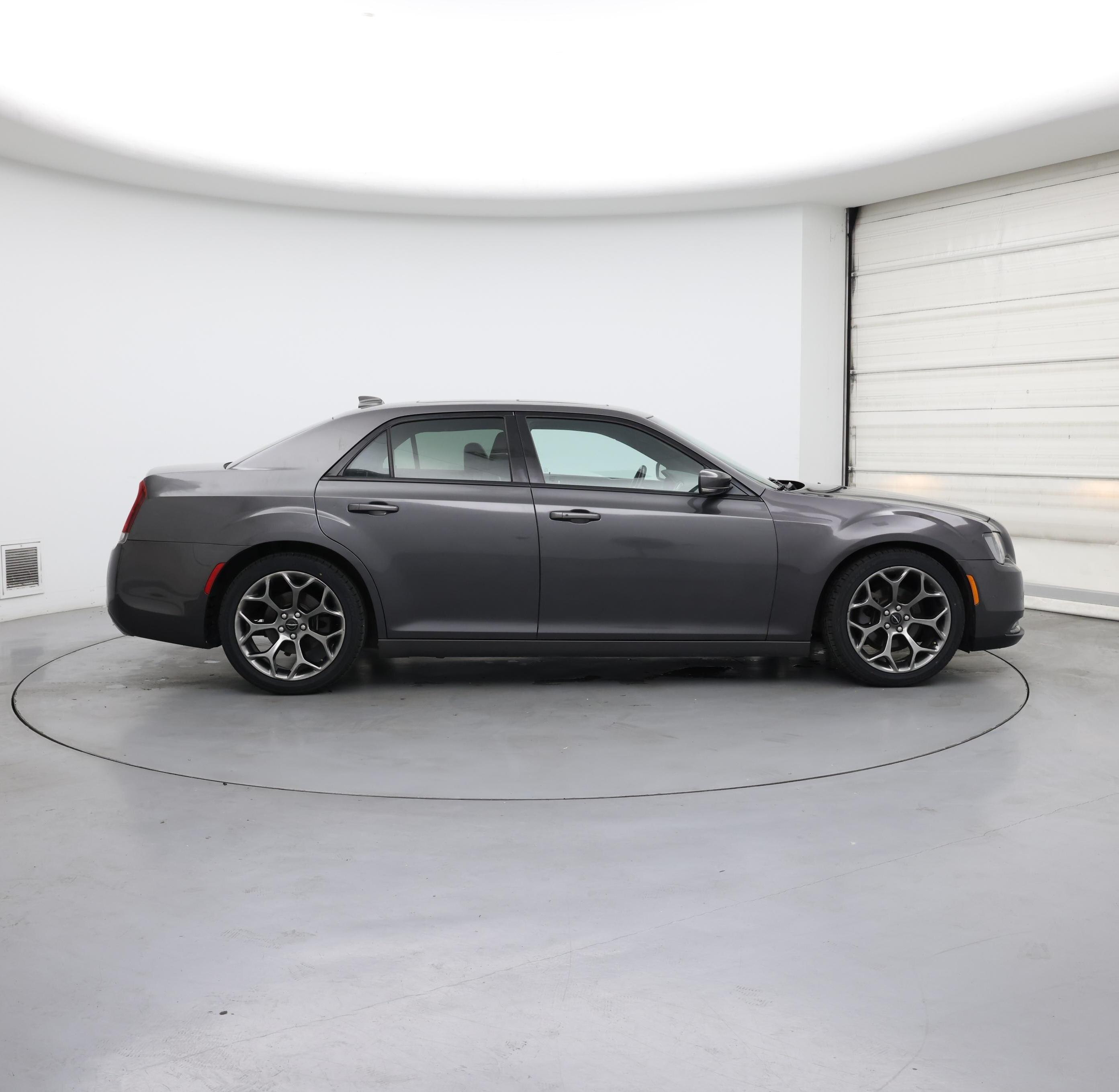 Thumbnail: 2015 Chrysler 300 - 7