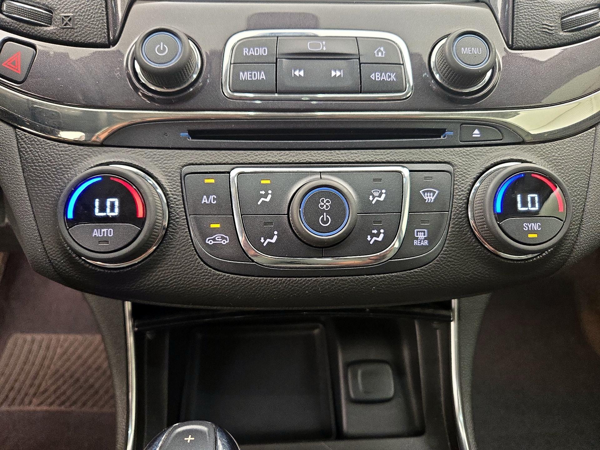 Thumbnail: 2014 Chevrolet Impala - 15