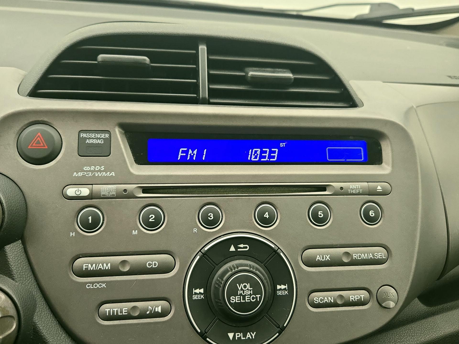 Thumbnail: 2013 Honda Fit - 14