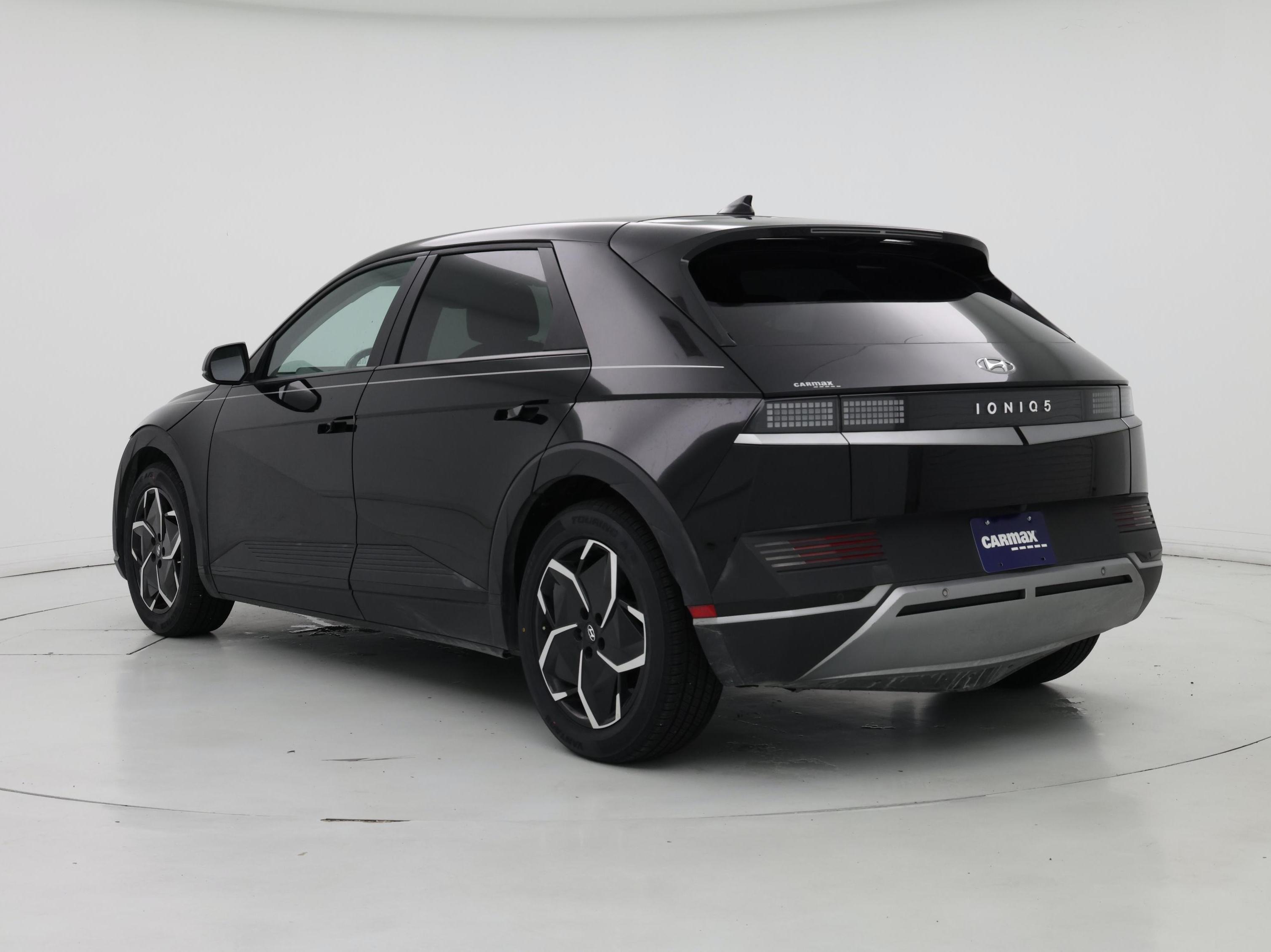 Thumbnail: 2023 Hyundai Ioniq 5 - 2