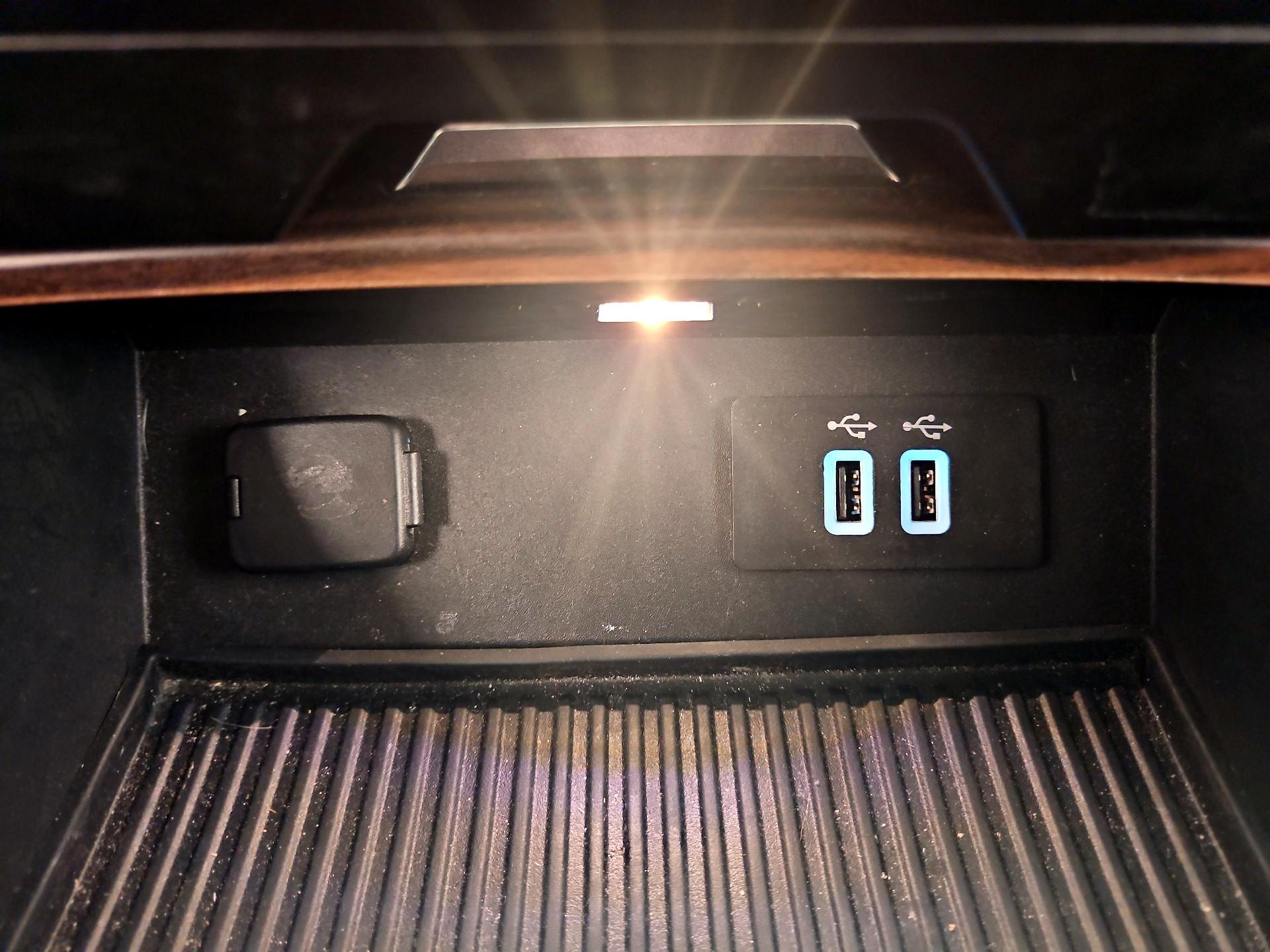 Thumbnail: 2016 Ford F-150 - 19