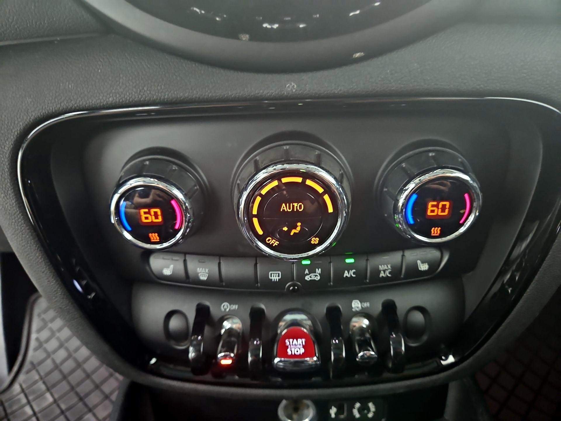 Thumbnail: 2017 MINI Cooper Clubman - 16
