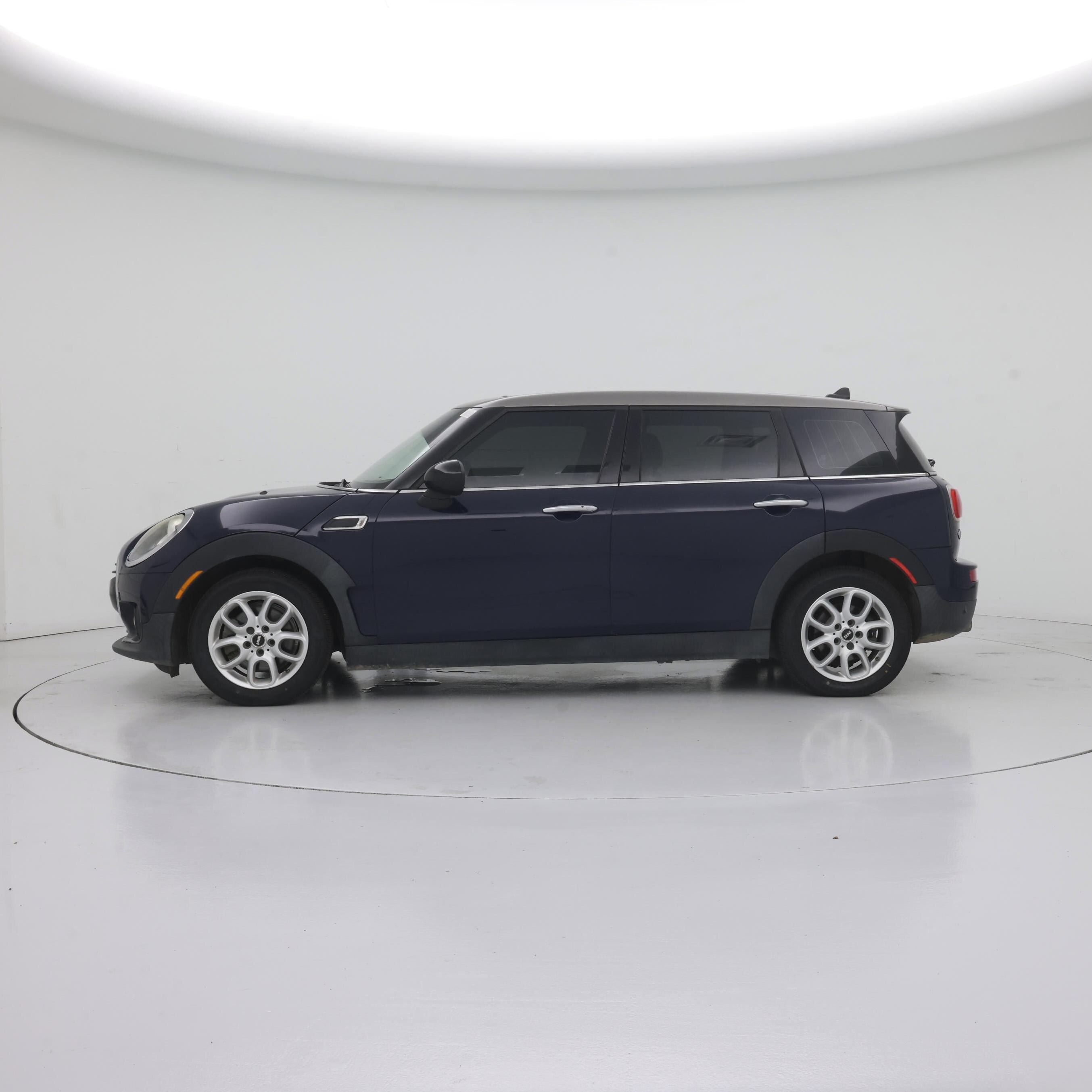 Thumbnail: 2017 MINI Cooper Clubman - 3