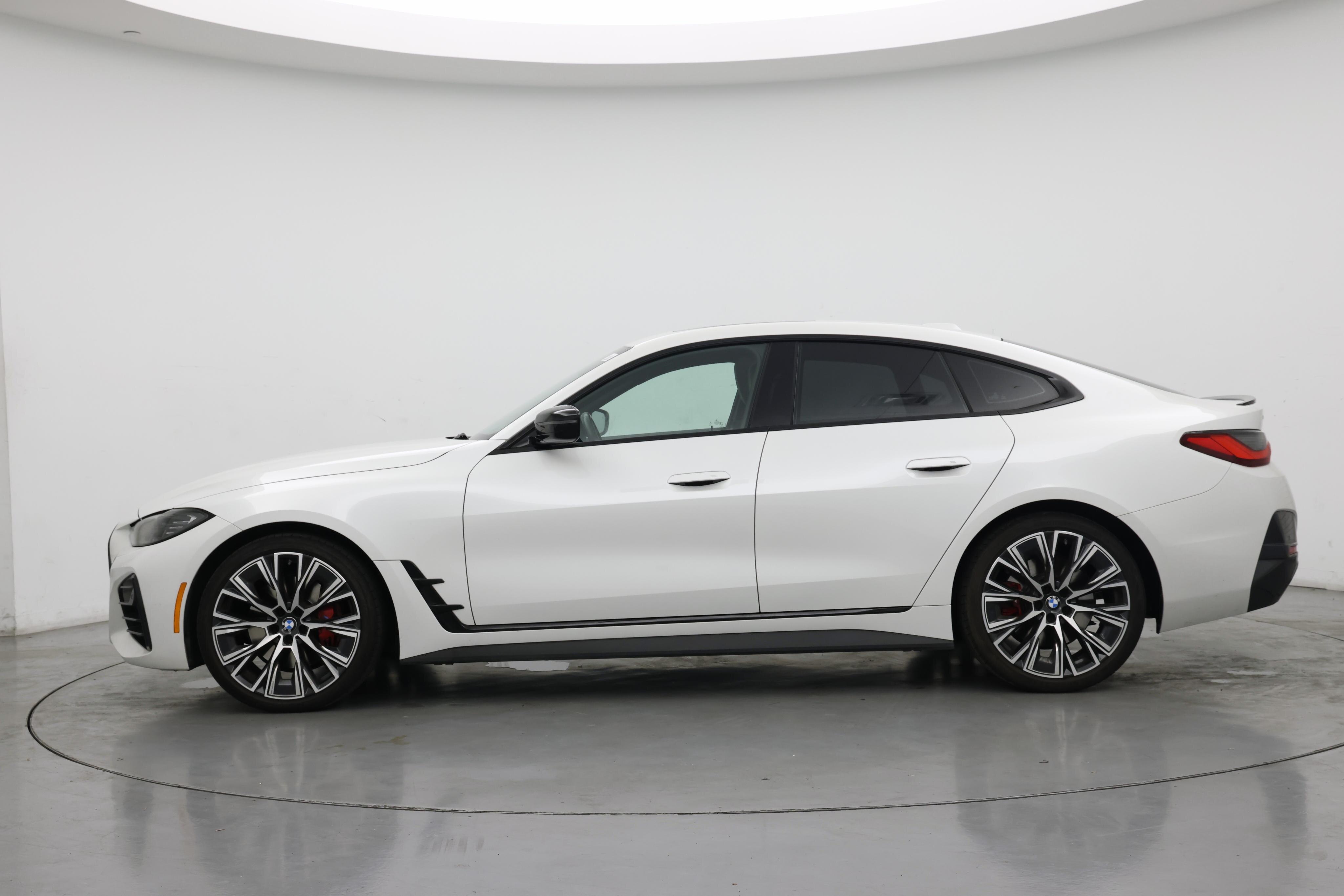 Thumbnail: 2023 BMW 4 Series - 3
