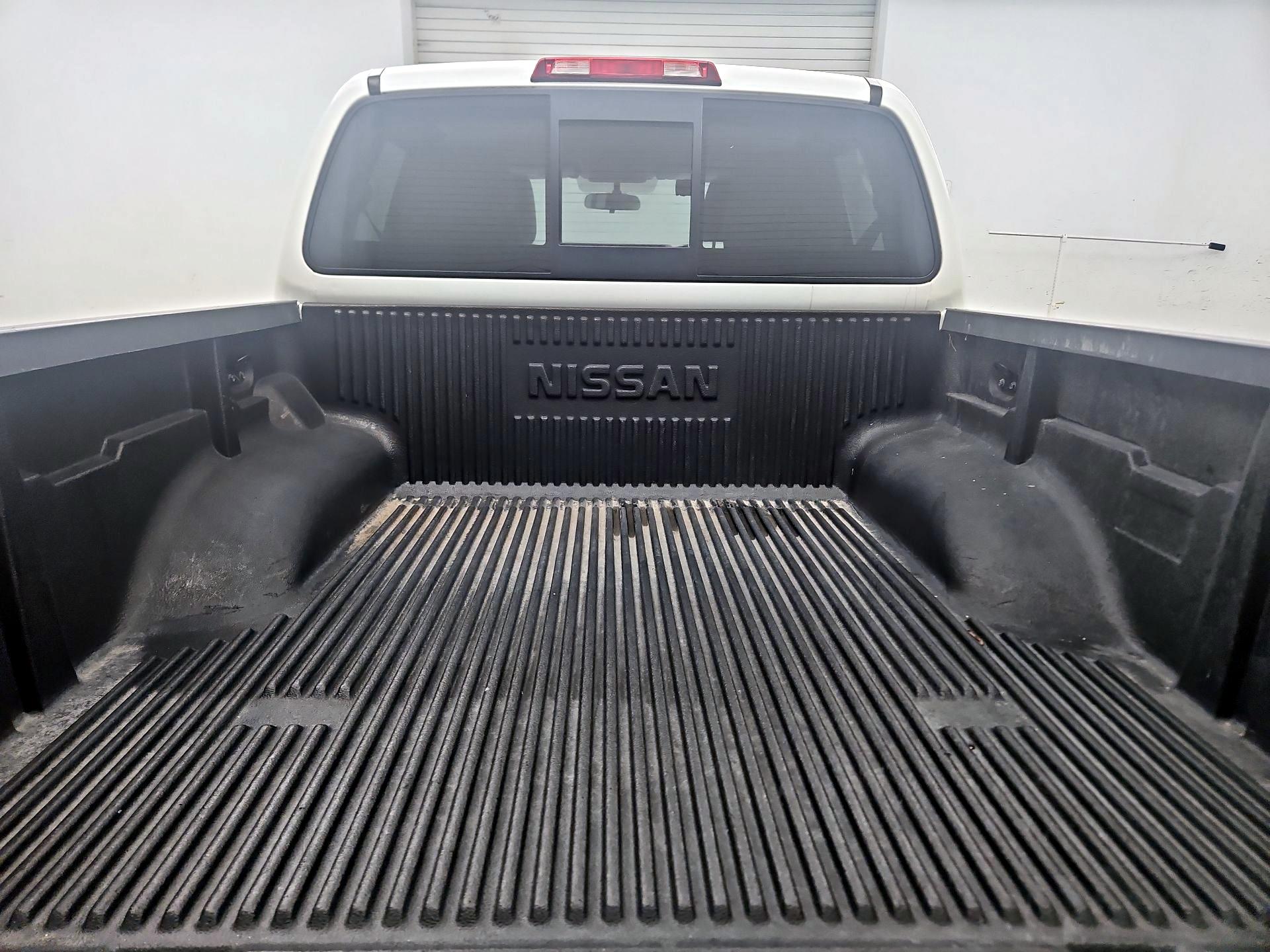 Thumbnail: 2019 Nissan Frontier - 18