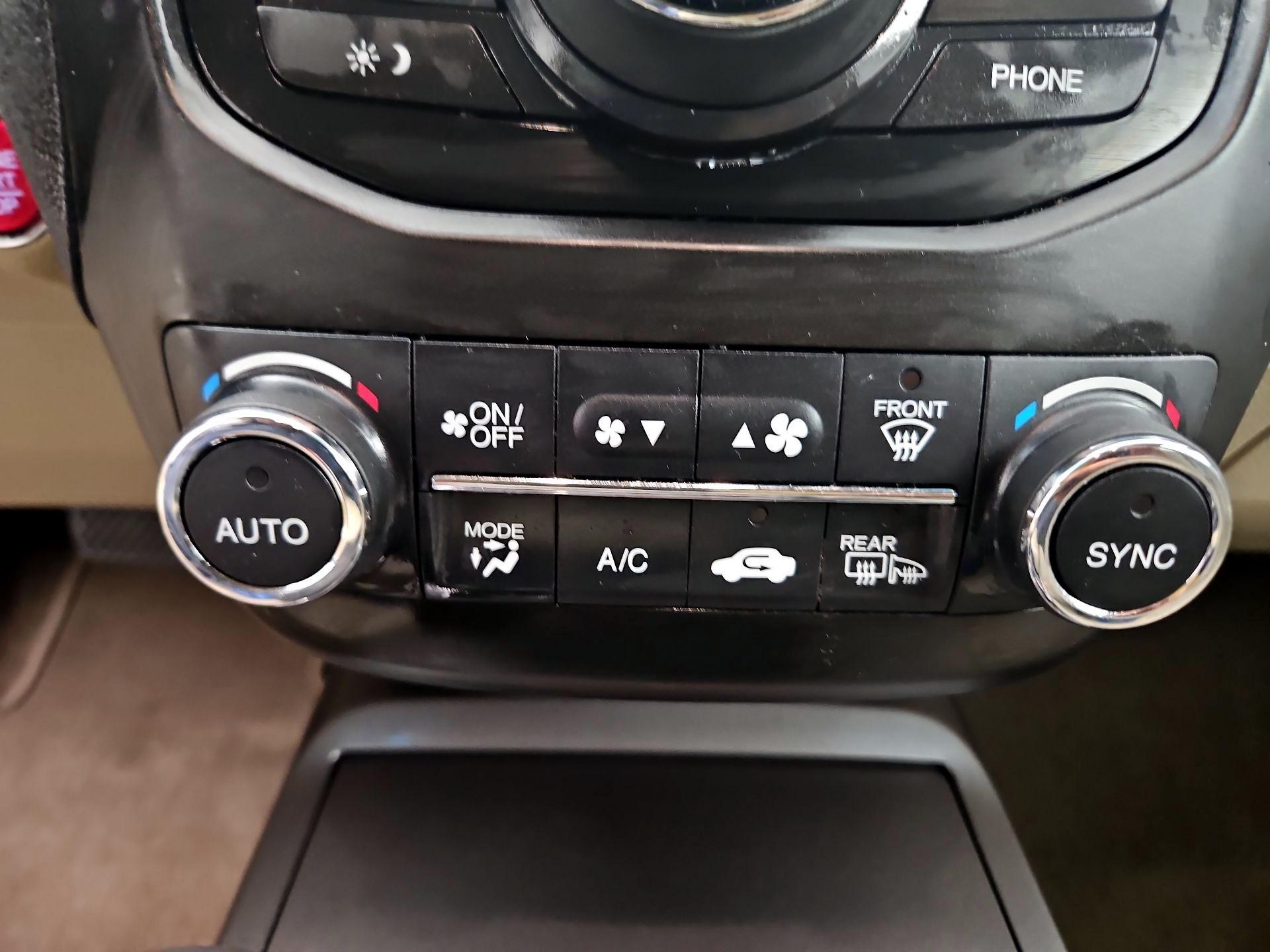 Thumbnail: 2015 Acura RDX - 16