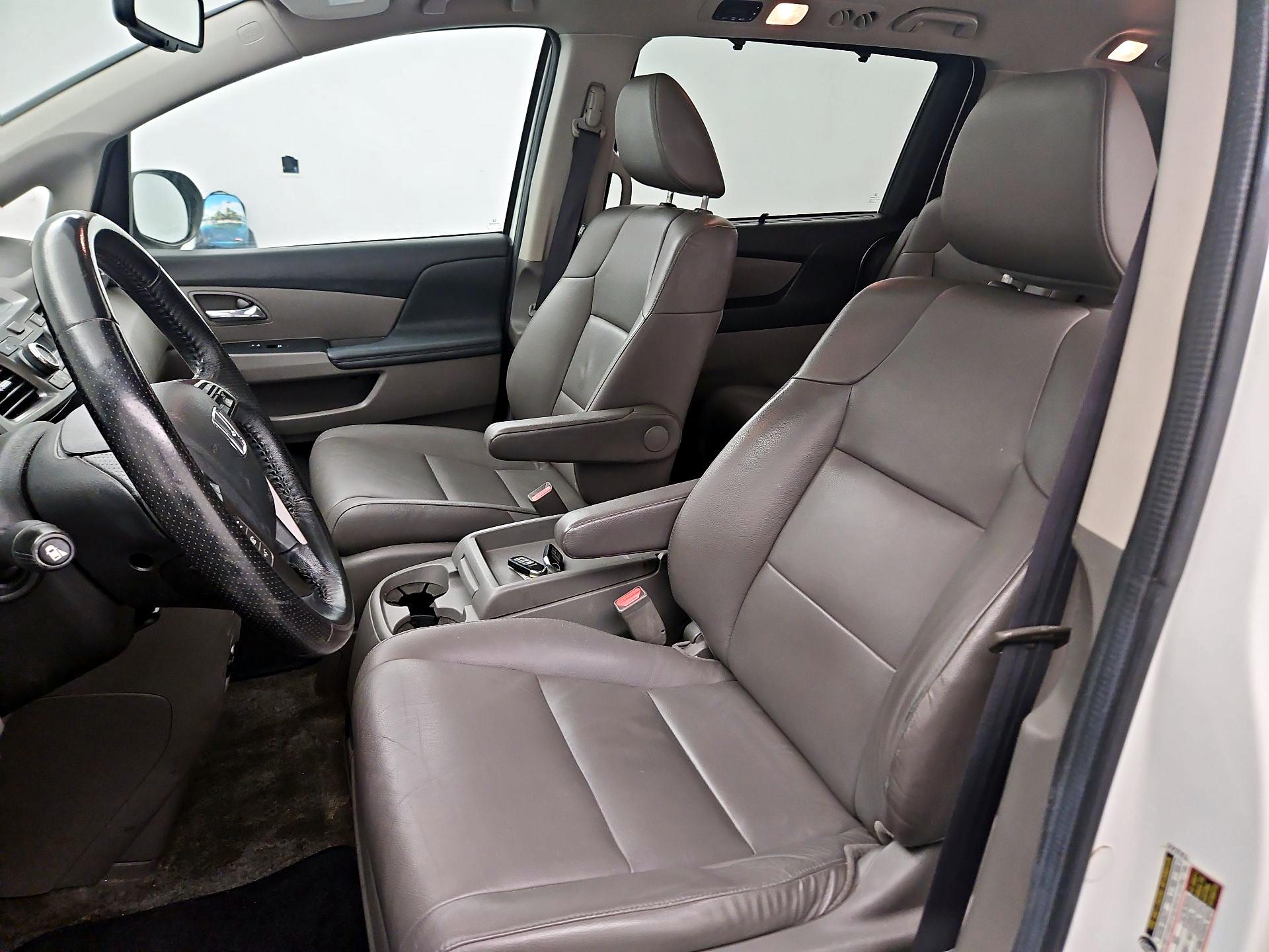 Thumbnail: 2014 Honda Odyssey - 11