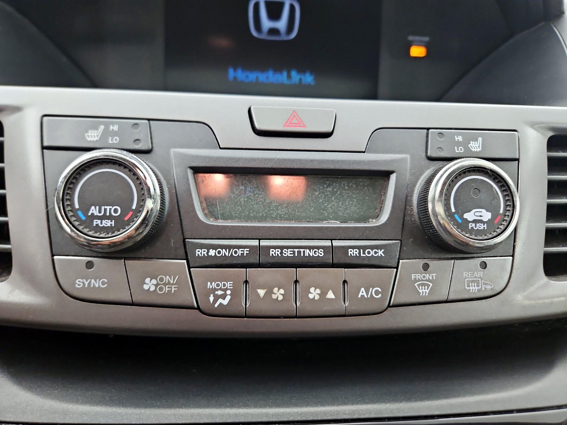 Thumbnail: 2014 Honda Odyssey - 15