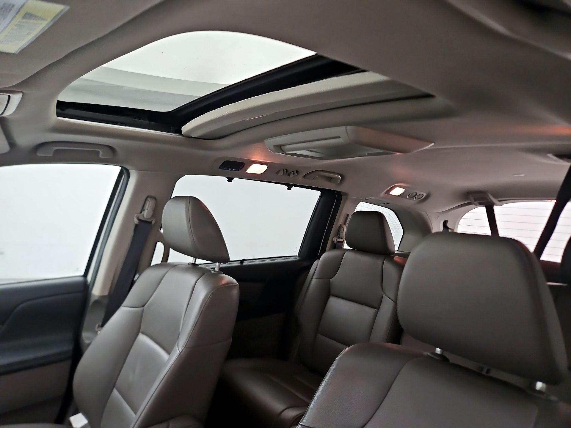 Thumbnail: 2014 Honda Odyssey - 18