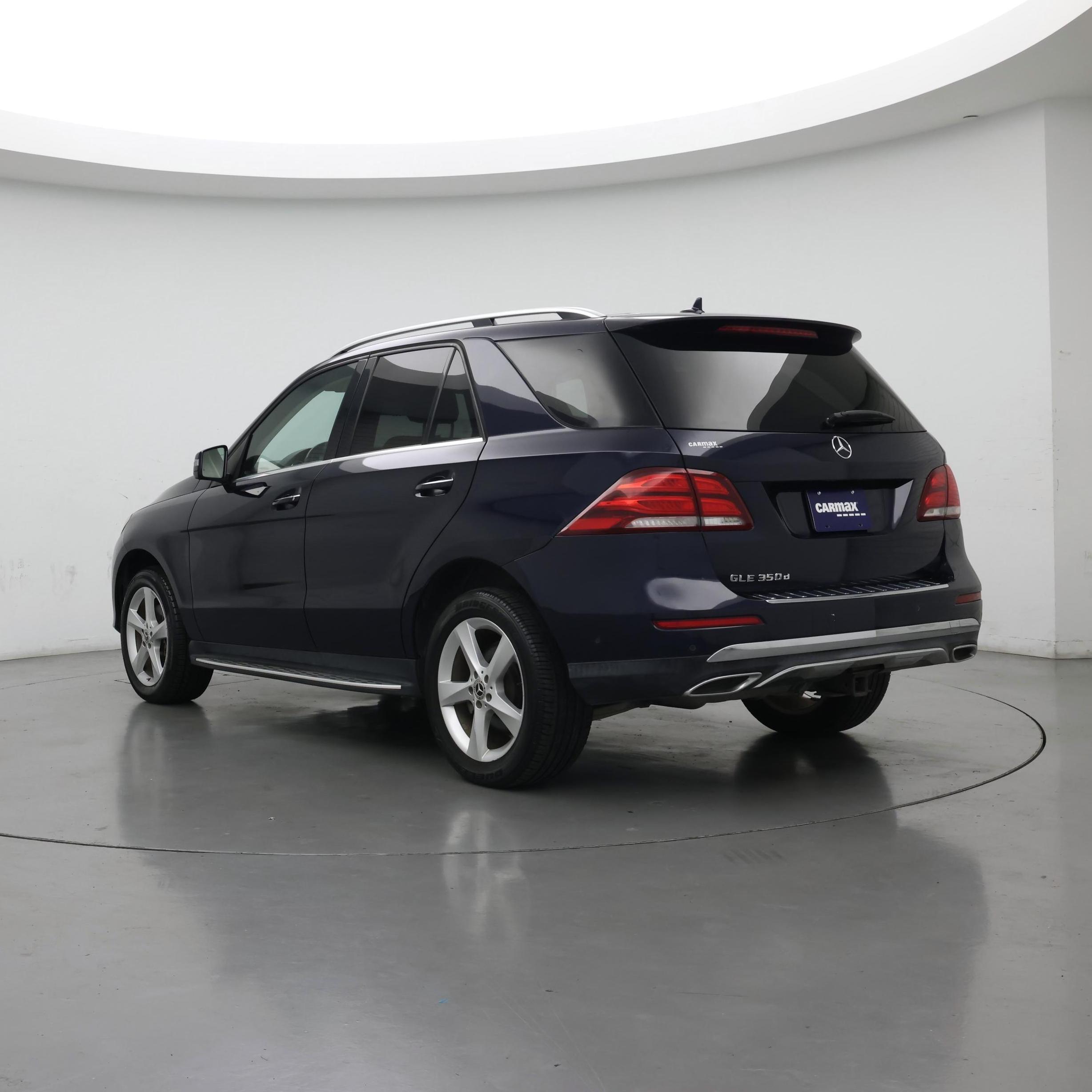 Thumbnail: 2017 Mercedes-Benz GLE - 2