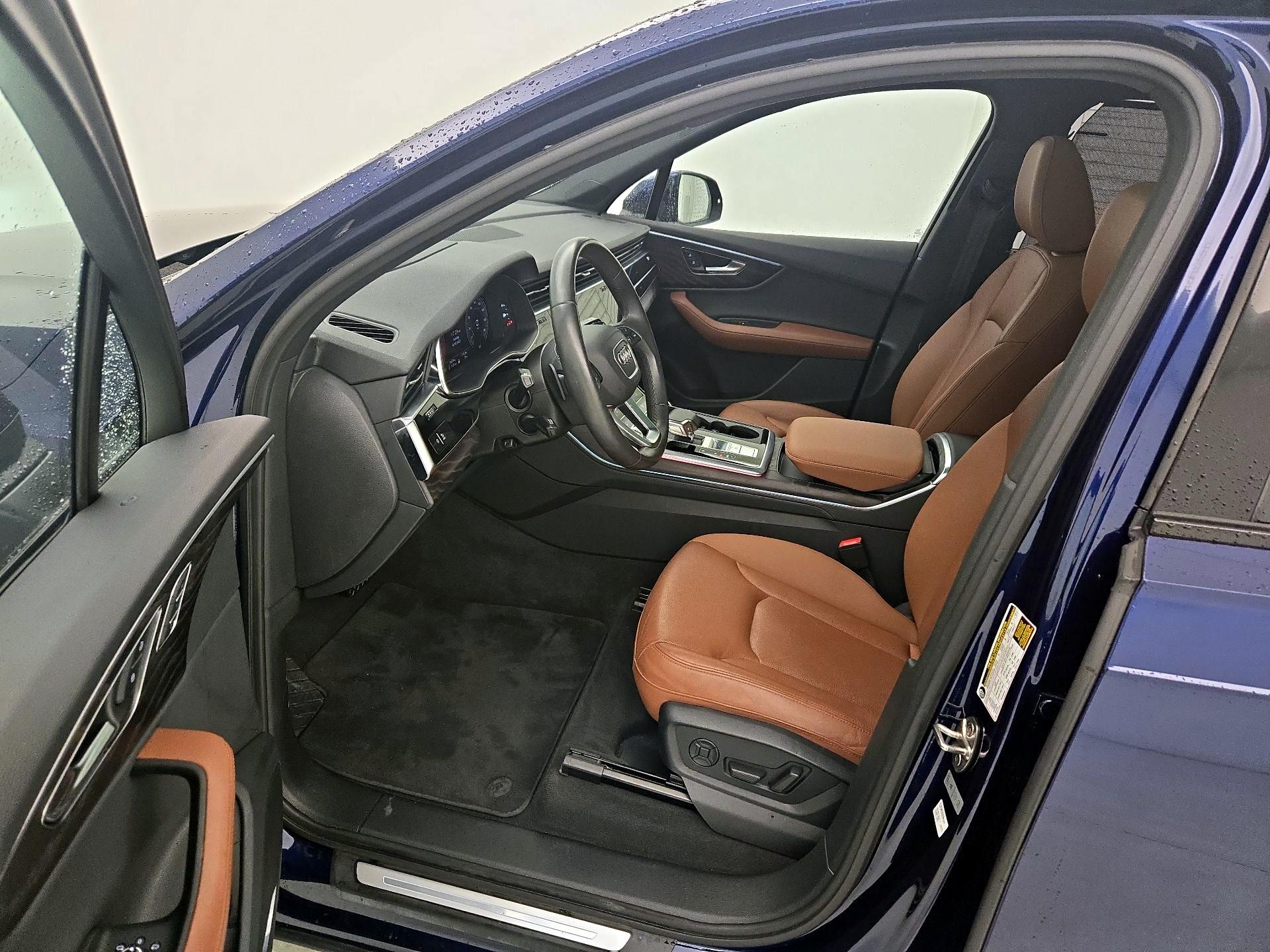 Thumbnail: 2021 Audi Q7 - 11