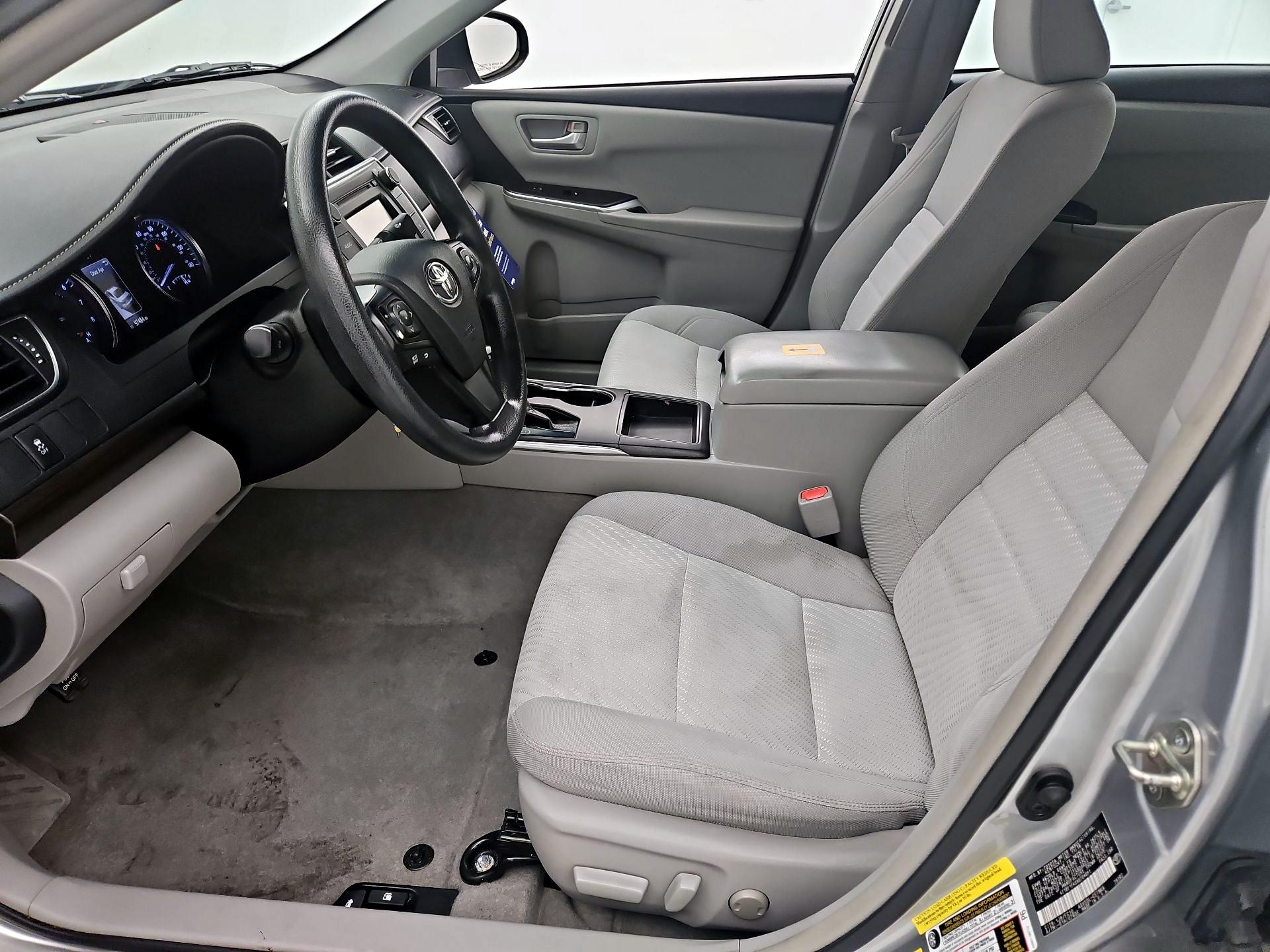 Thumbnail: 2017 Toyota Camry - 11
