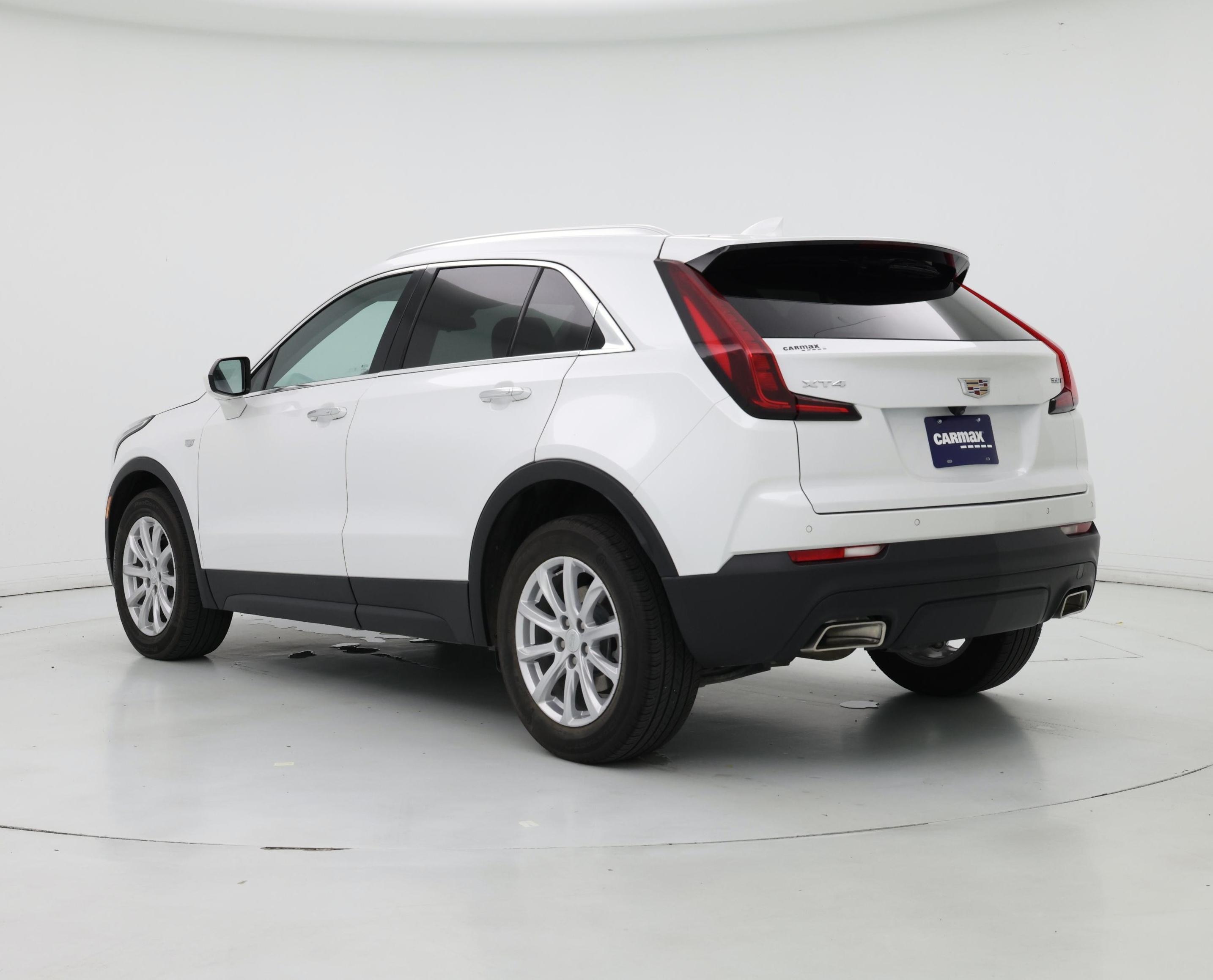 Thumbnail: 2023 Cadillac XT4 - 2