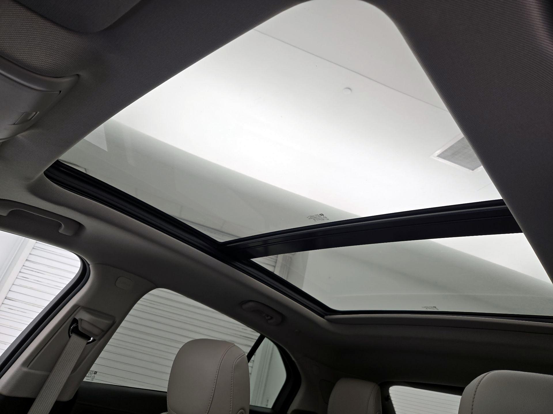Thumbnail: 2023 Cadillac XT4 - 20
