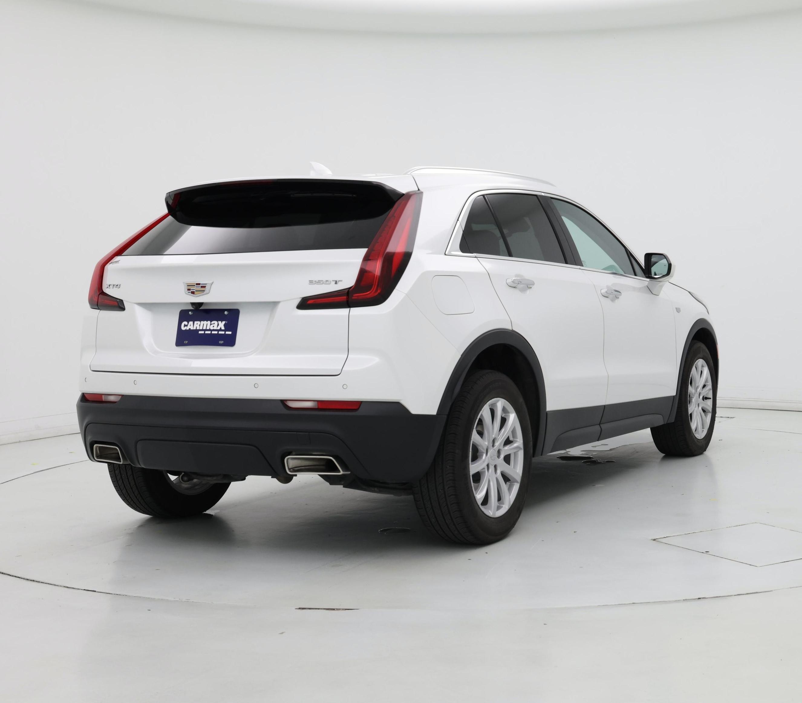 Thumbnail: 2023 Cadillac XT4 - 8