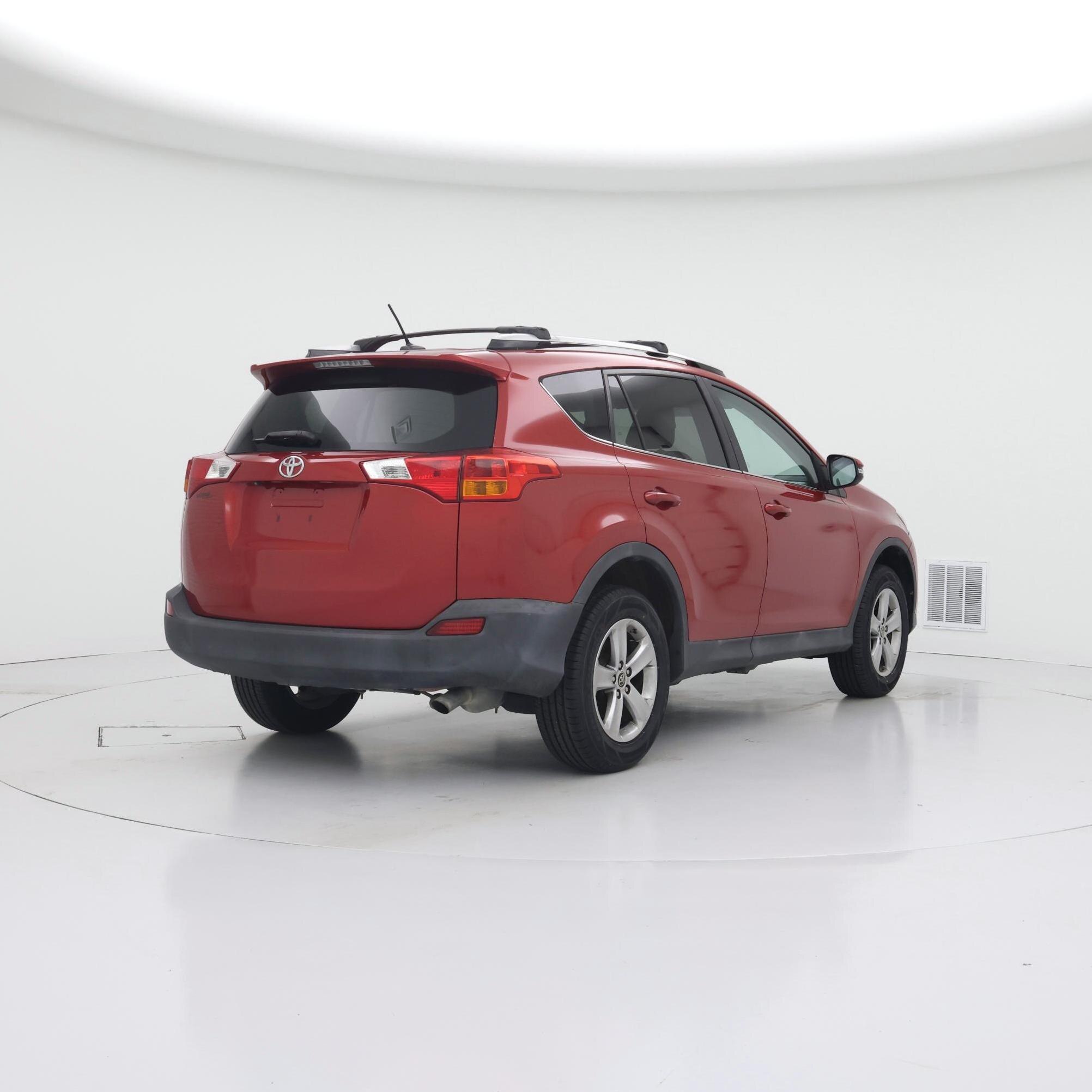 Thumbnail: 2015 Toyota RAV4 - 8